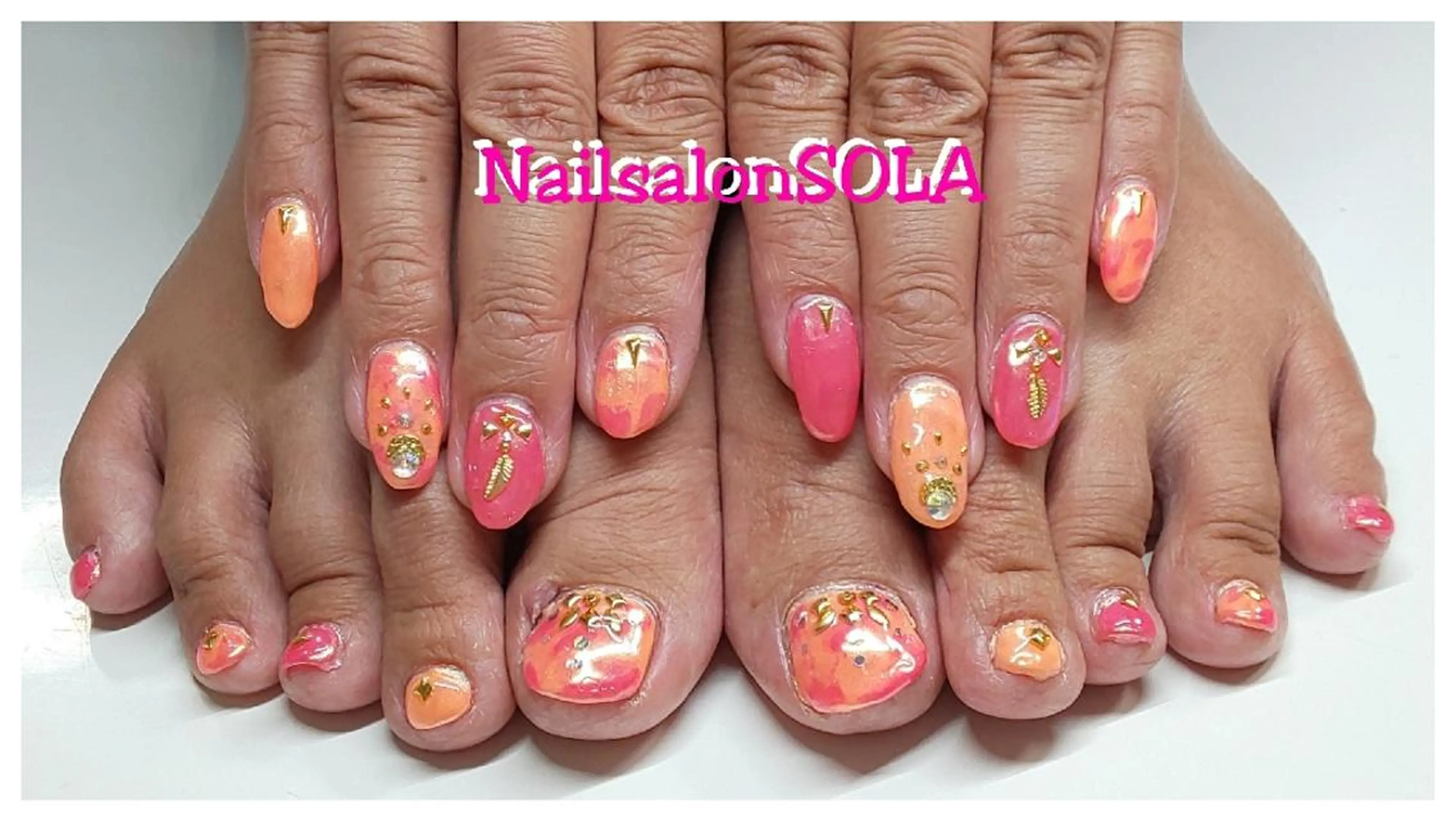 ネイル 田代 夏子のネイルデザイン