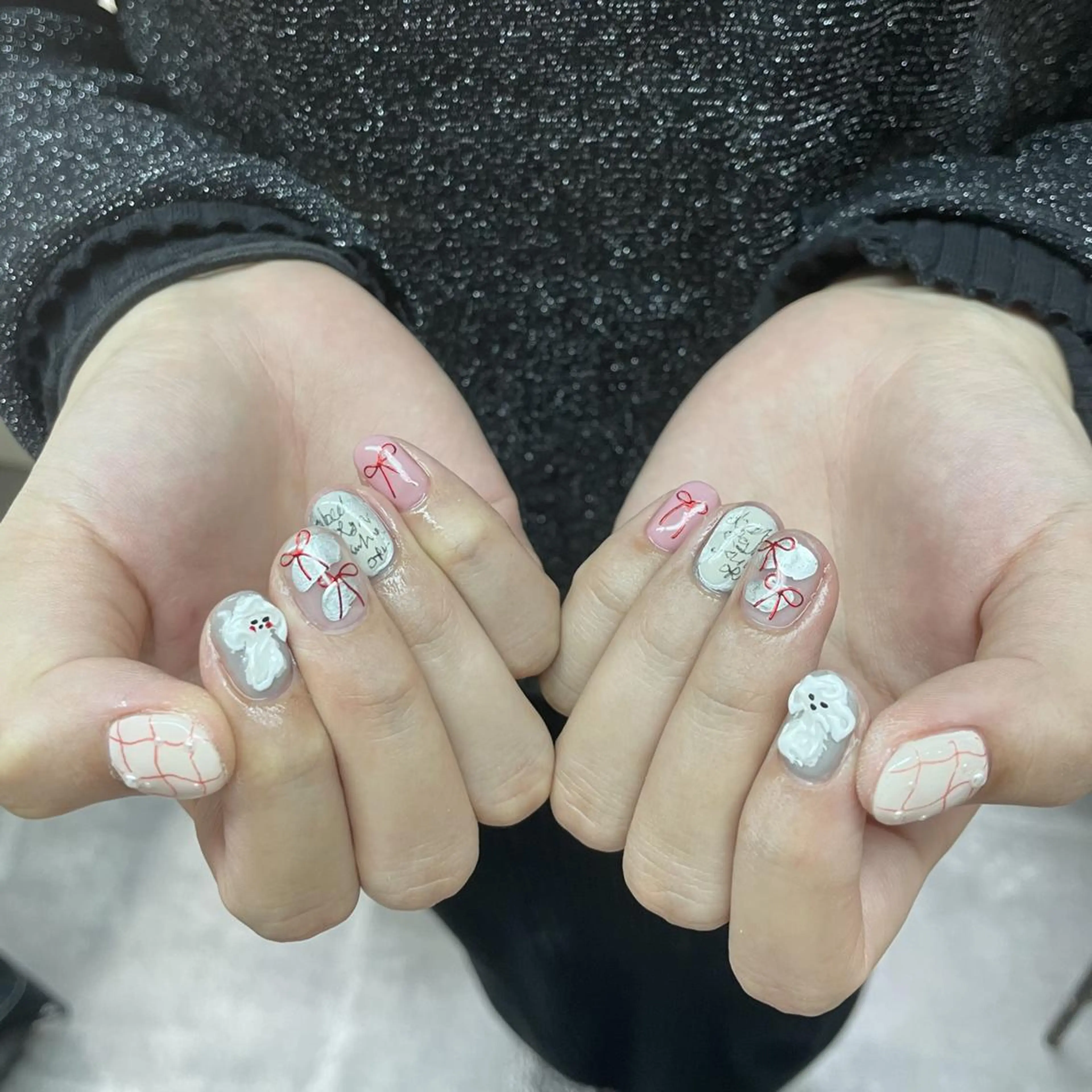 ネイル アートネイル べっ甲ネイル ジェルネイル グリーン キラキラネイル nailstudio eviz新宿店のネイルデザイン