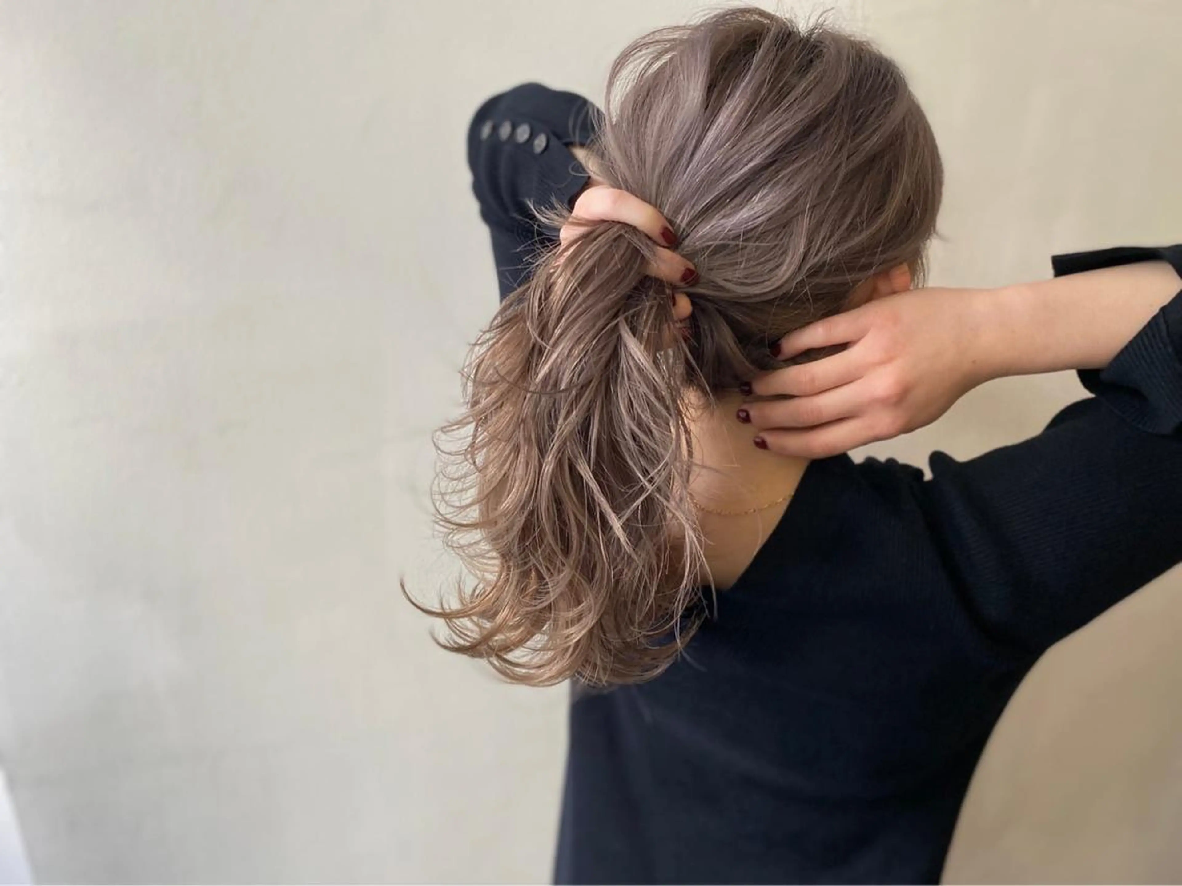 セミロング カラー ヘアアレンジ ブリーチ 🌟アレンジが似合う カラー🌟Rumiのヘアスタイル