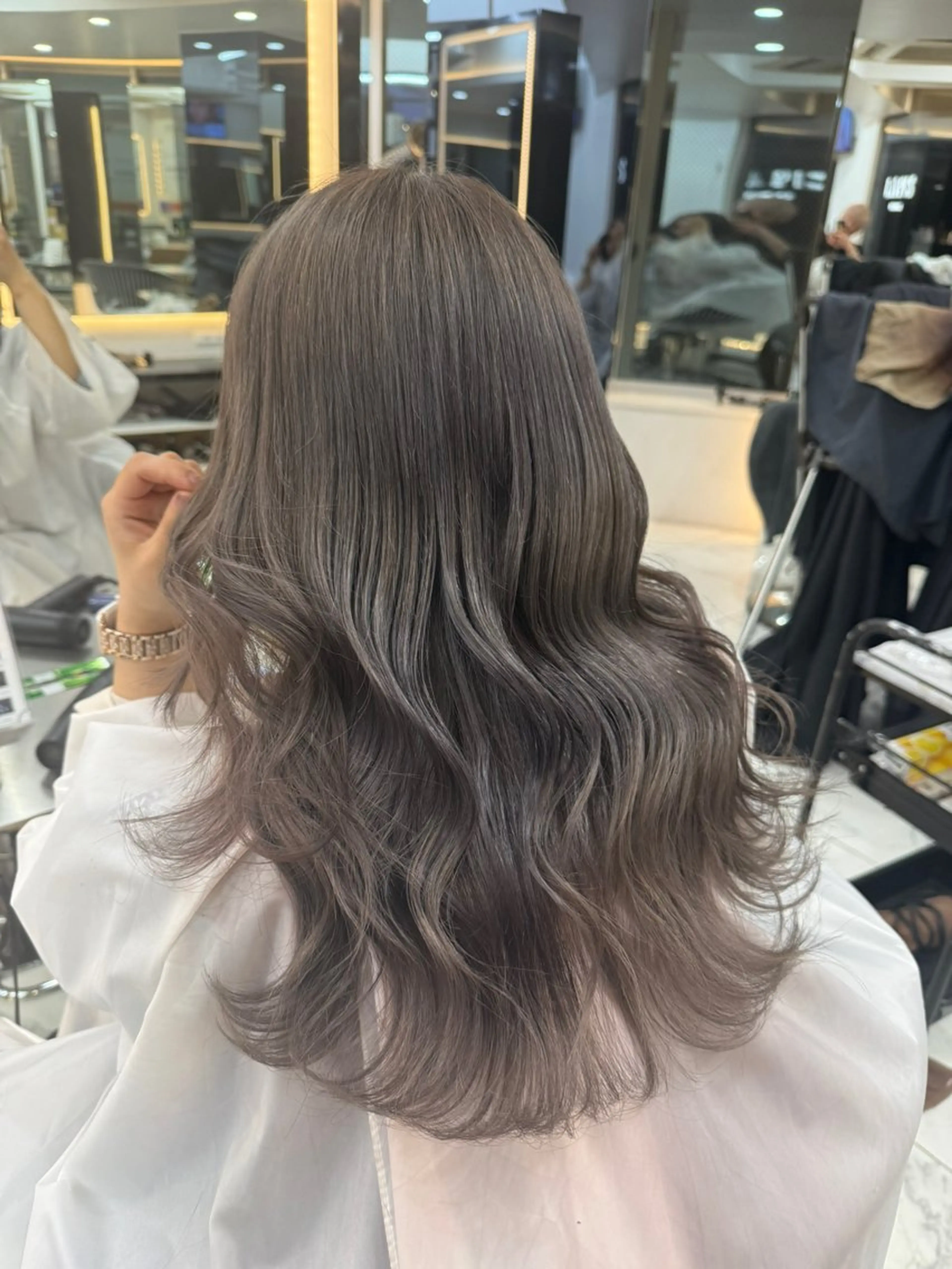 ロング ヘアカラー 笠間 啓聖のヘアスタイル