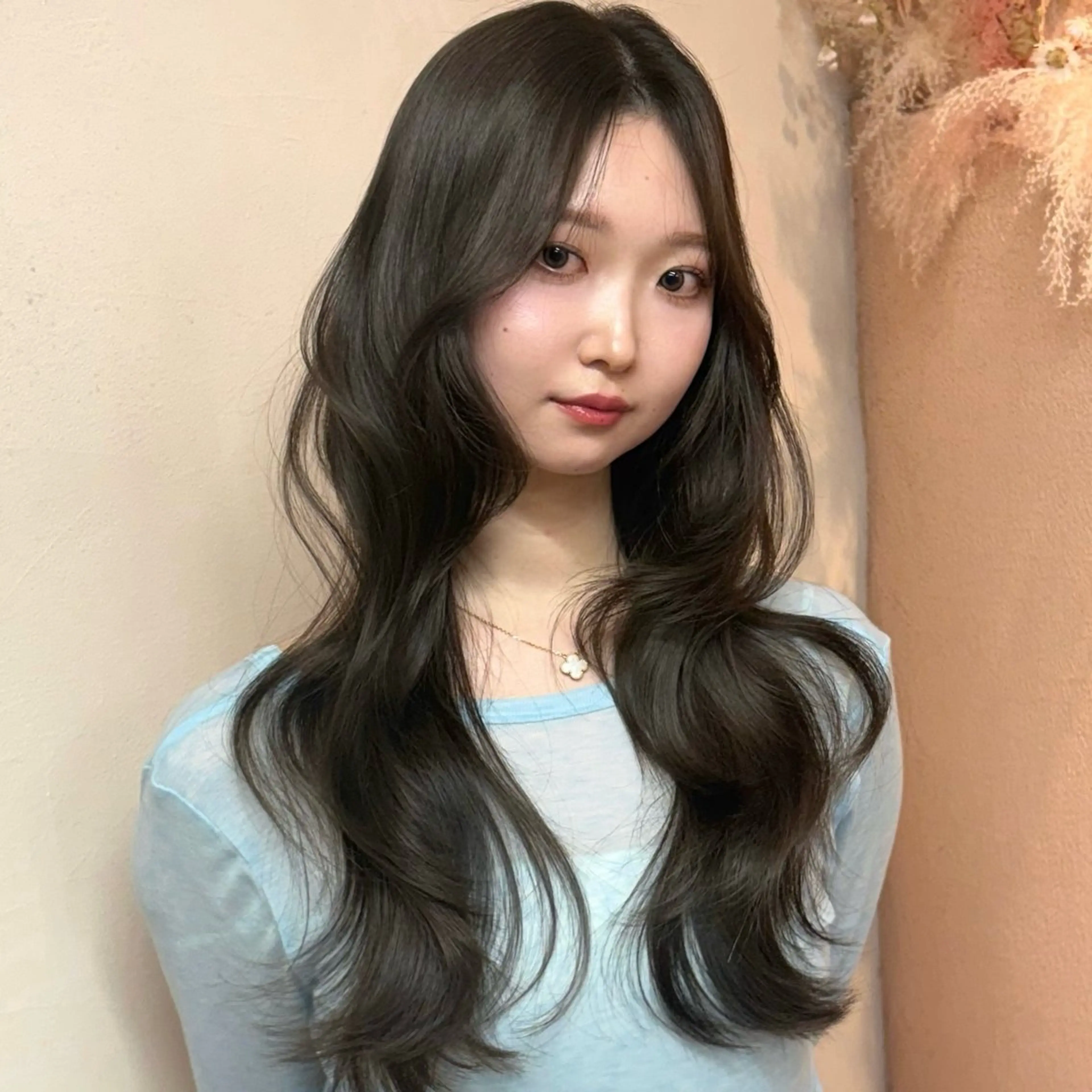 ロング カラー カット ヘアカラー トリートメント 本格韓国ヘア🇰🇷 【uni】キューさんのヘアスタイル