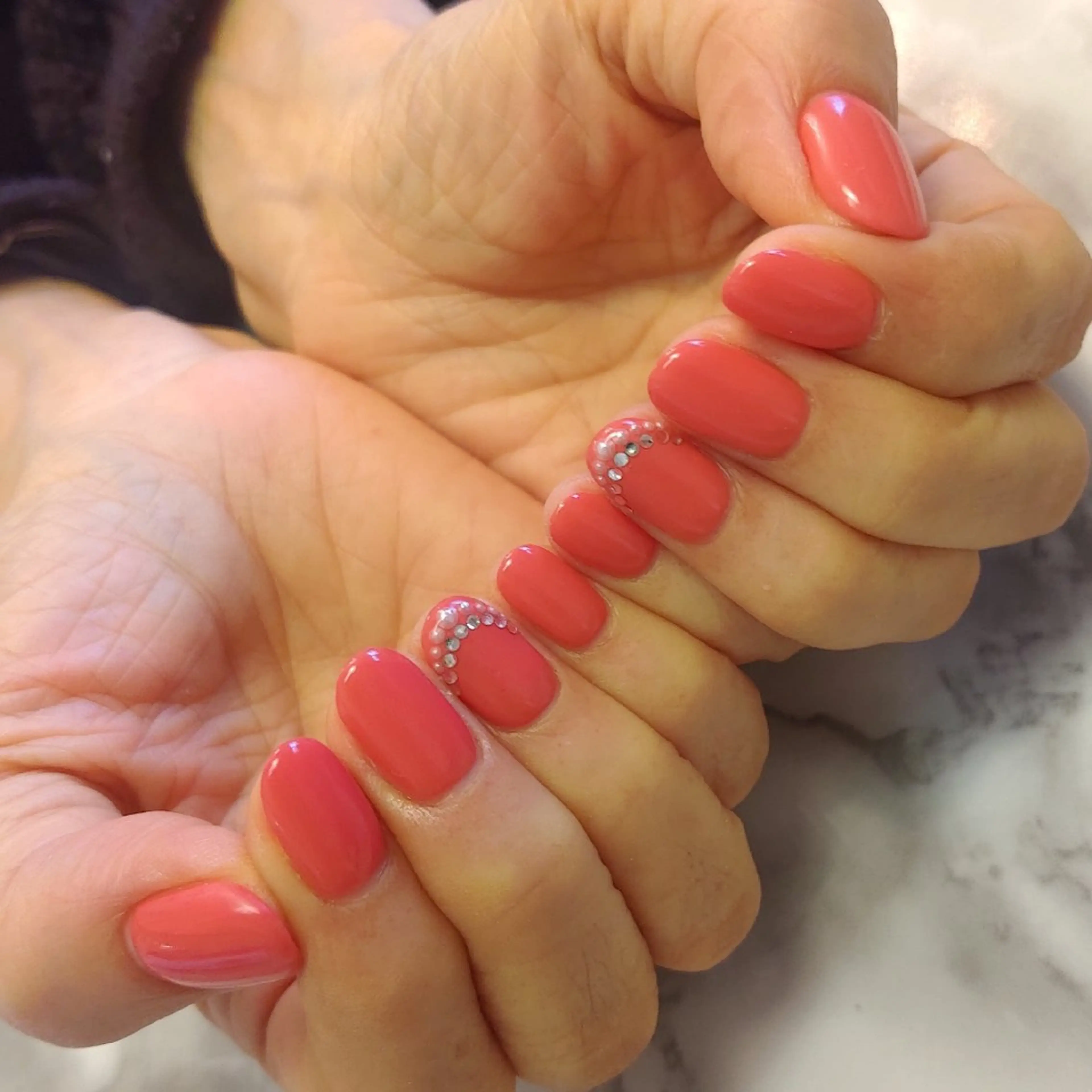 ネイル シンプルネイル ジェヌインネイル 河内のネイルデザイン