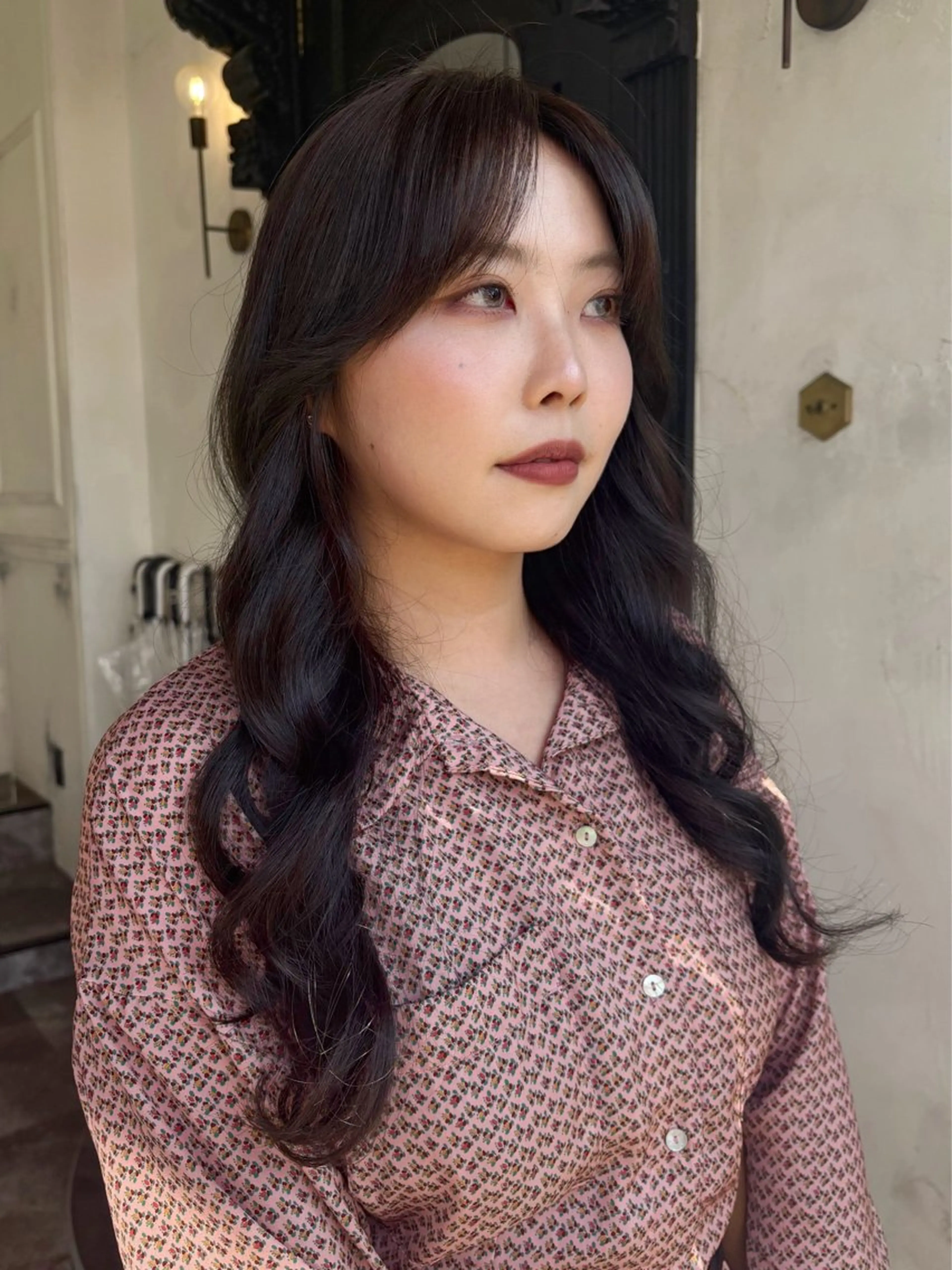 ロング レイヤーカット comeghead 琴音のヘアスタイル