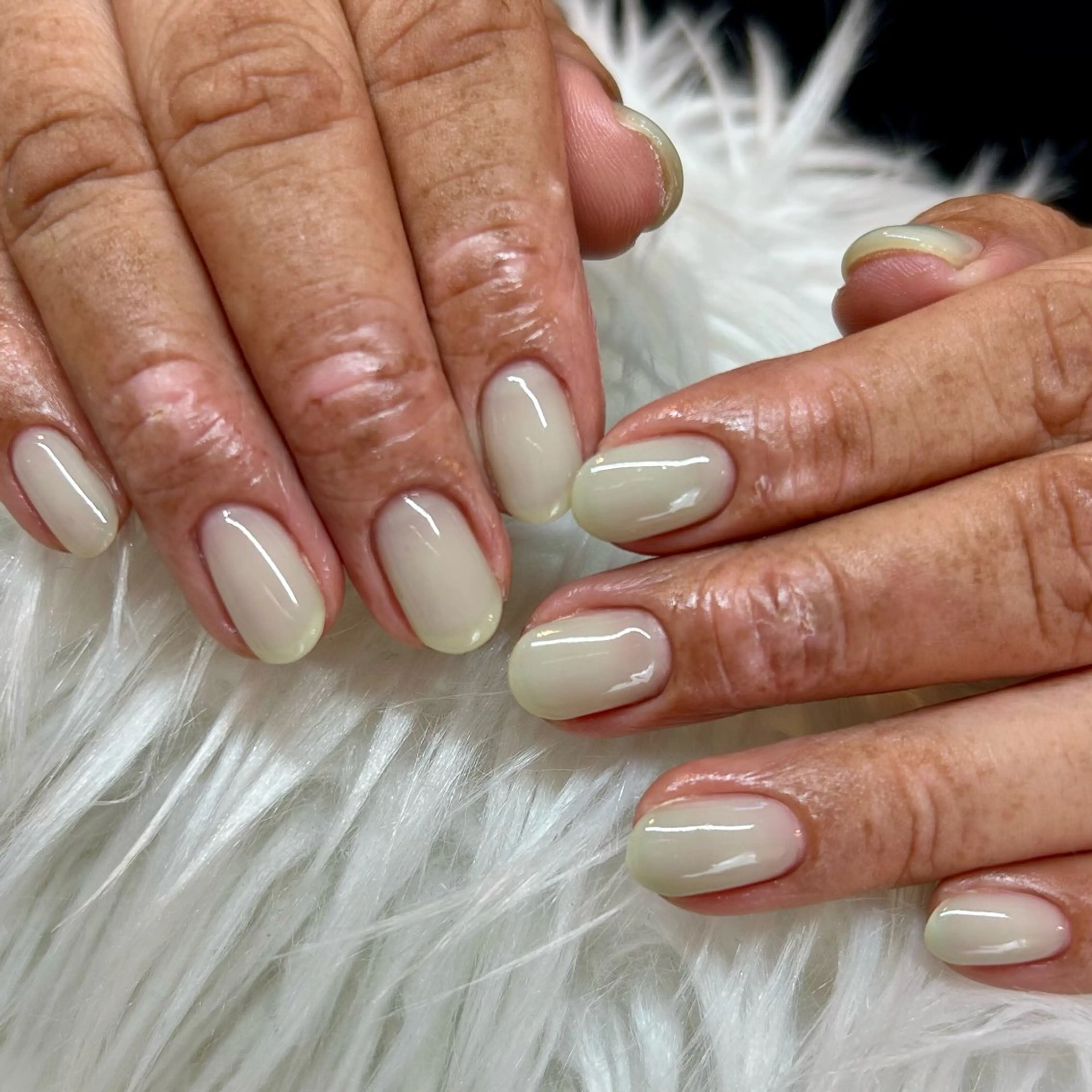 ネイル ワンカラーネイル Irodim所属・MOKA NAKAGAWAのエステ・リラクイメージ