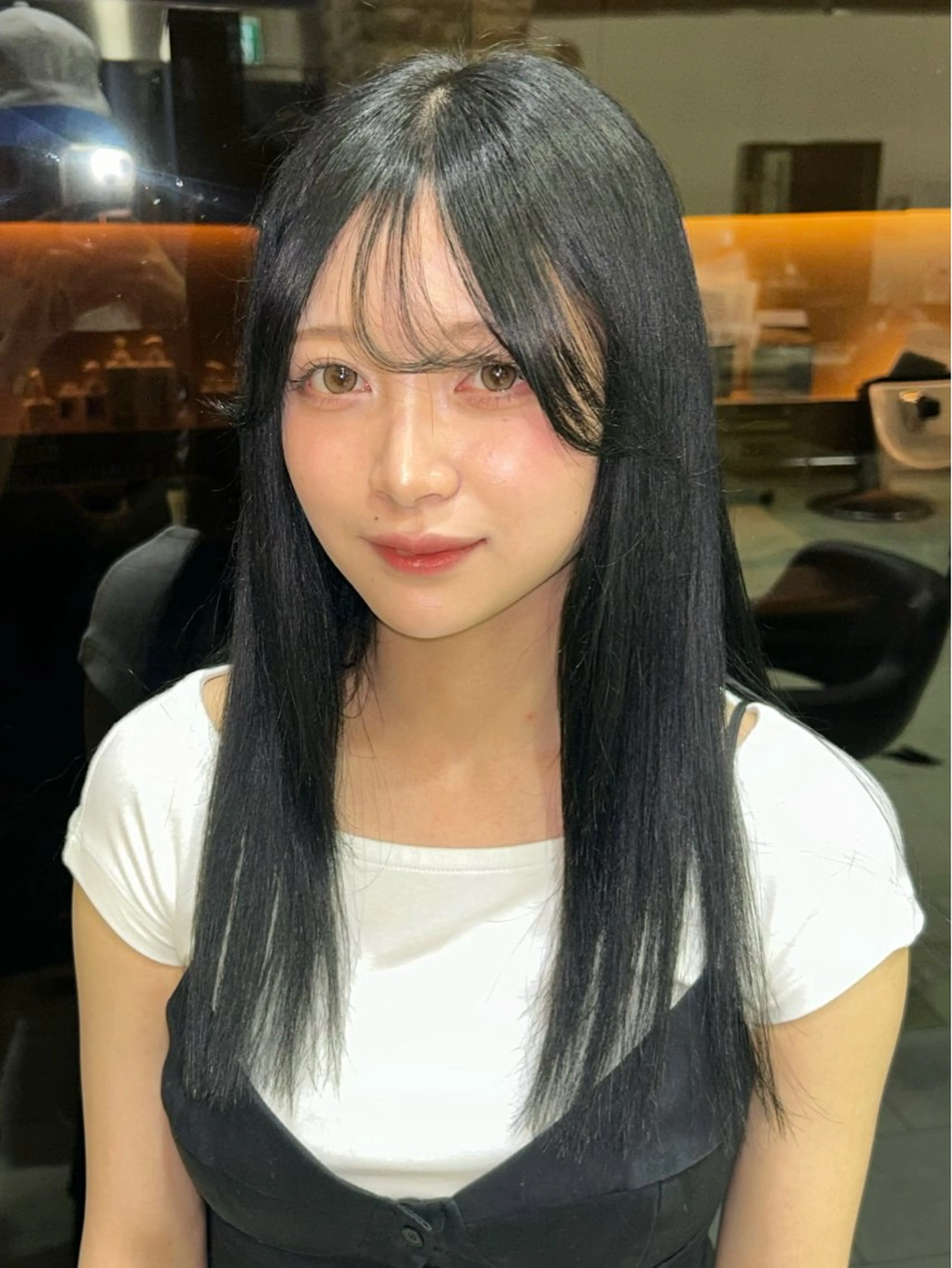 ロング レイヤー／マツエク 💋𝑨𝑵𝑵𝑨のヘアスタイル