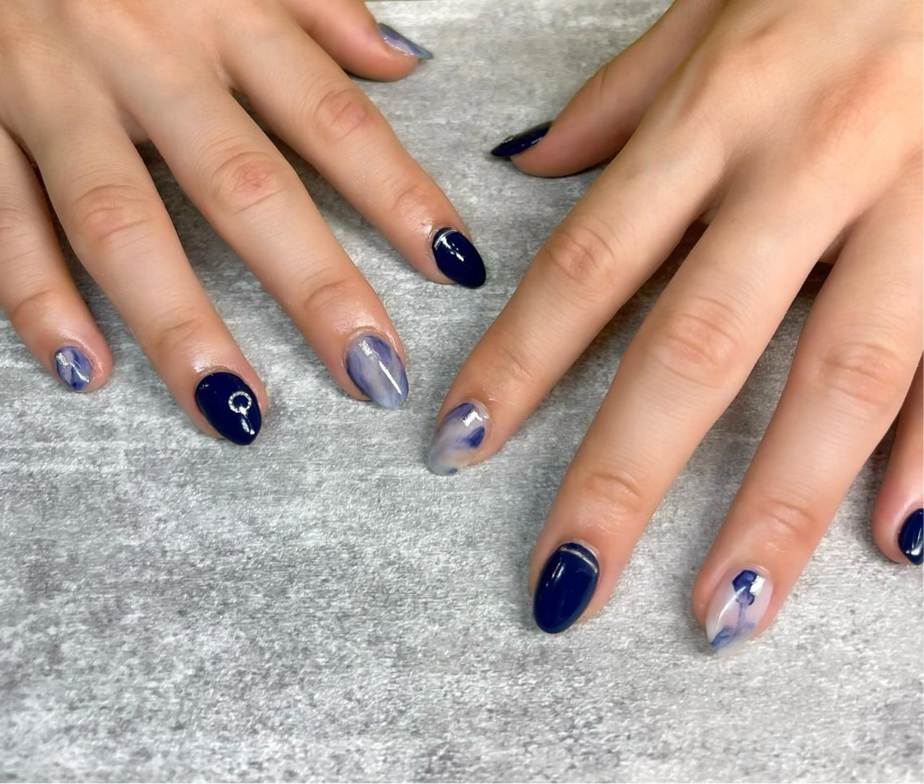 ネイル 持ち込み with hues AYAのネイルデザイン