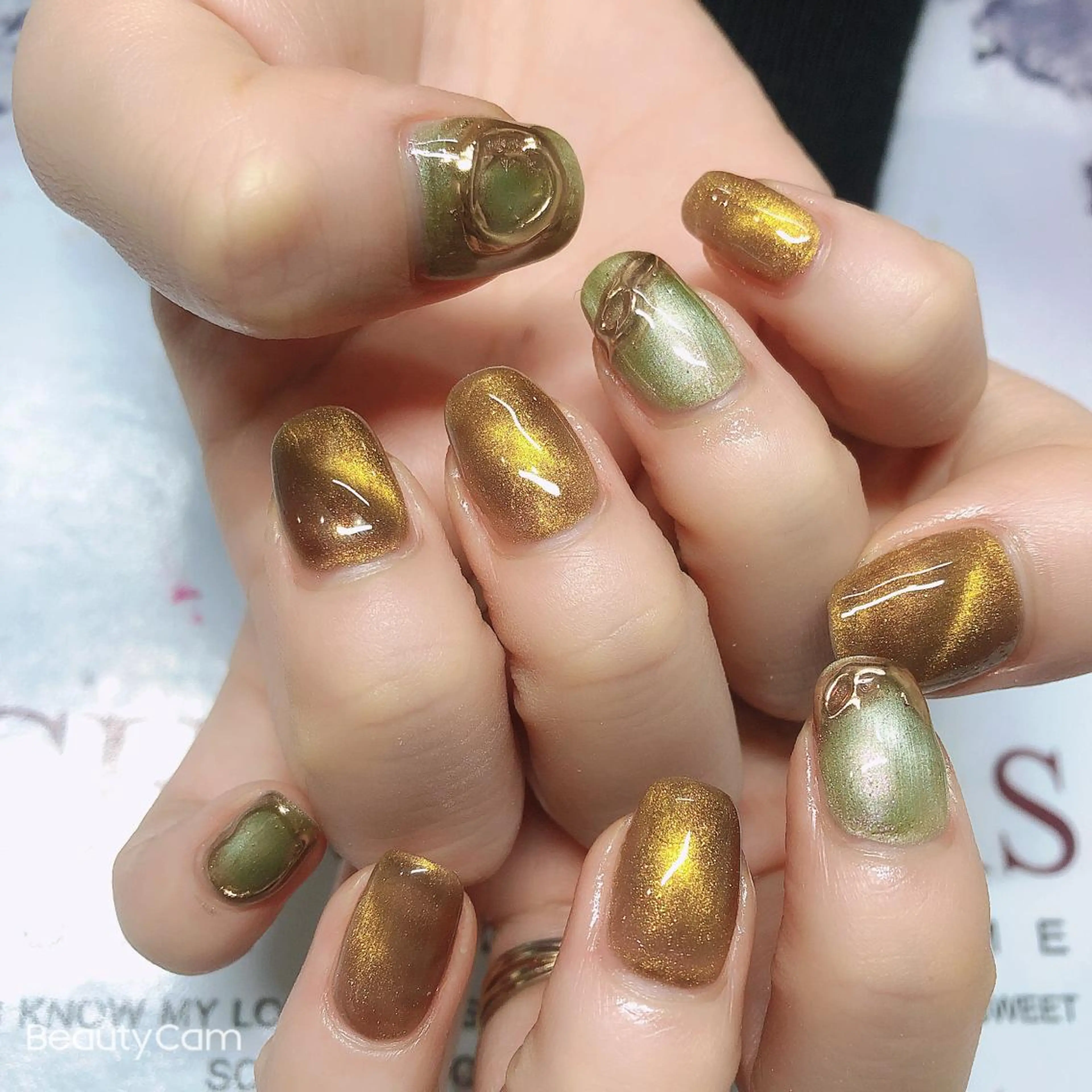 ネイル ガレンドウ 白澤 愛子のネイルデザイン