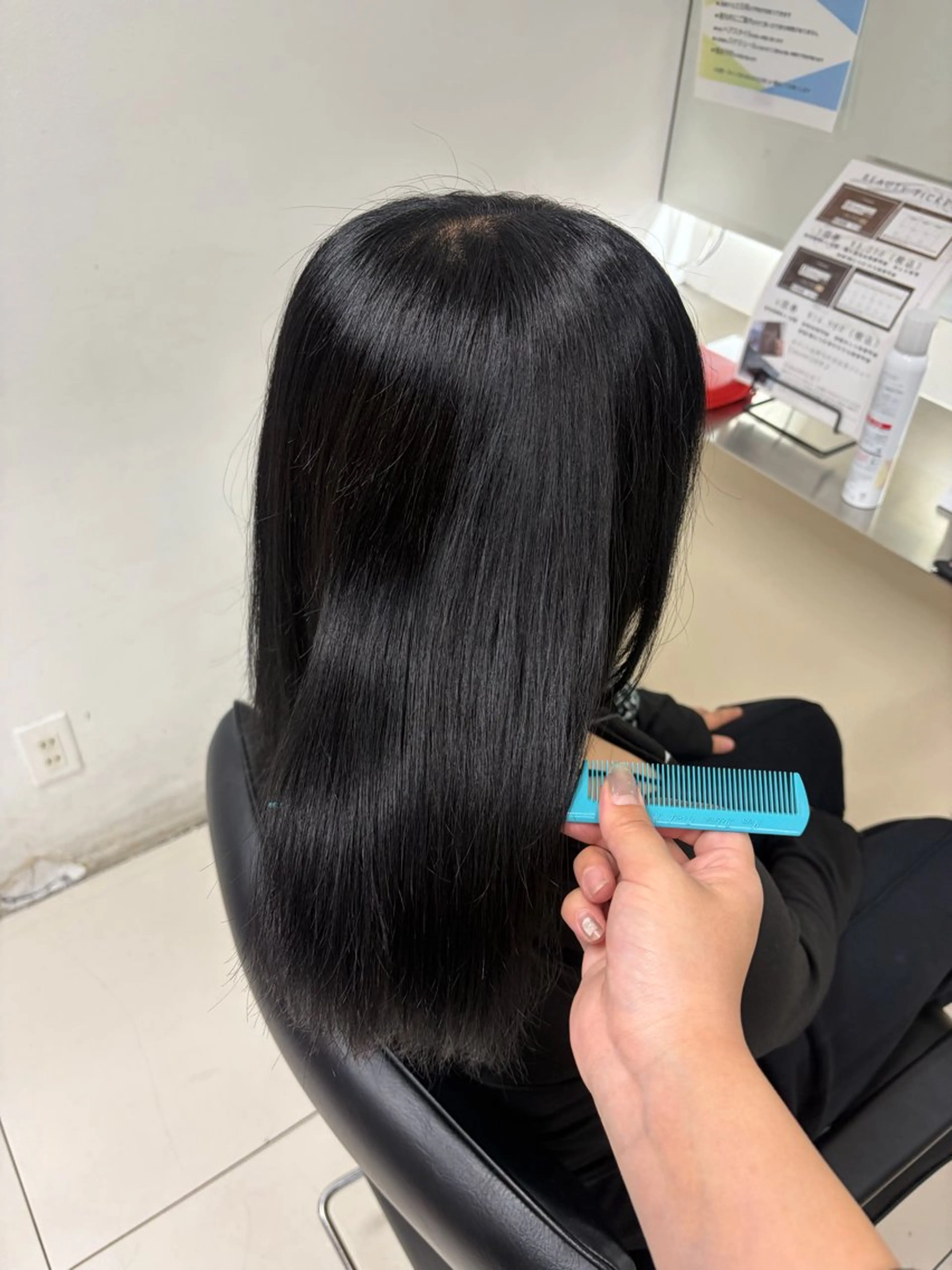 セミロング 髪質改善 💠 韓国風うる艶/シオリのヘアスタイル