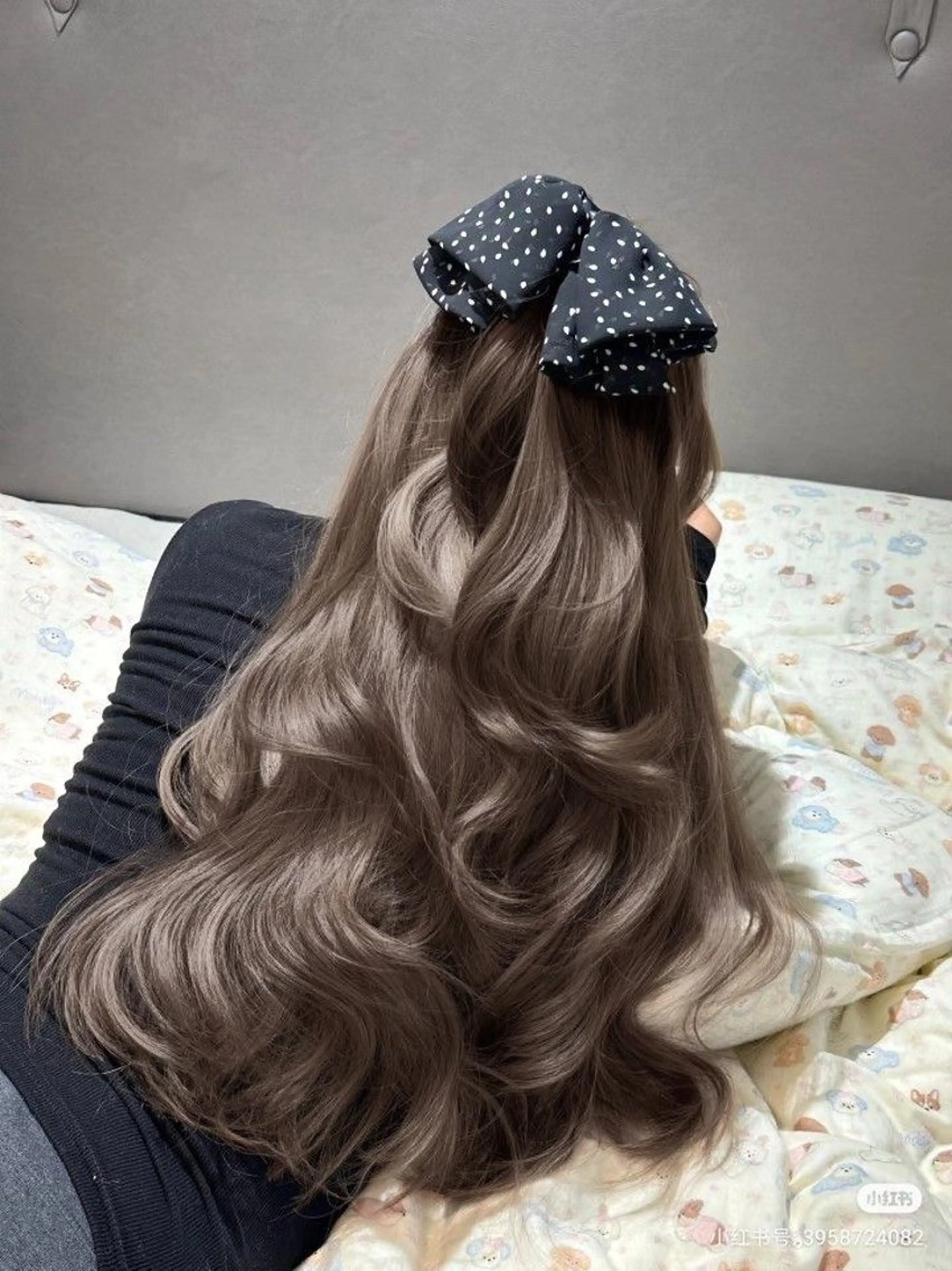 ロング カラー 透明感カラー グレージュ/あいのヘアスタイル