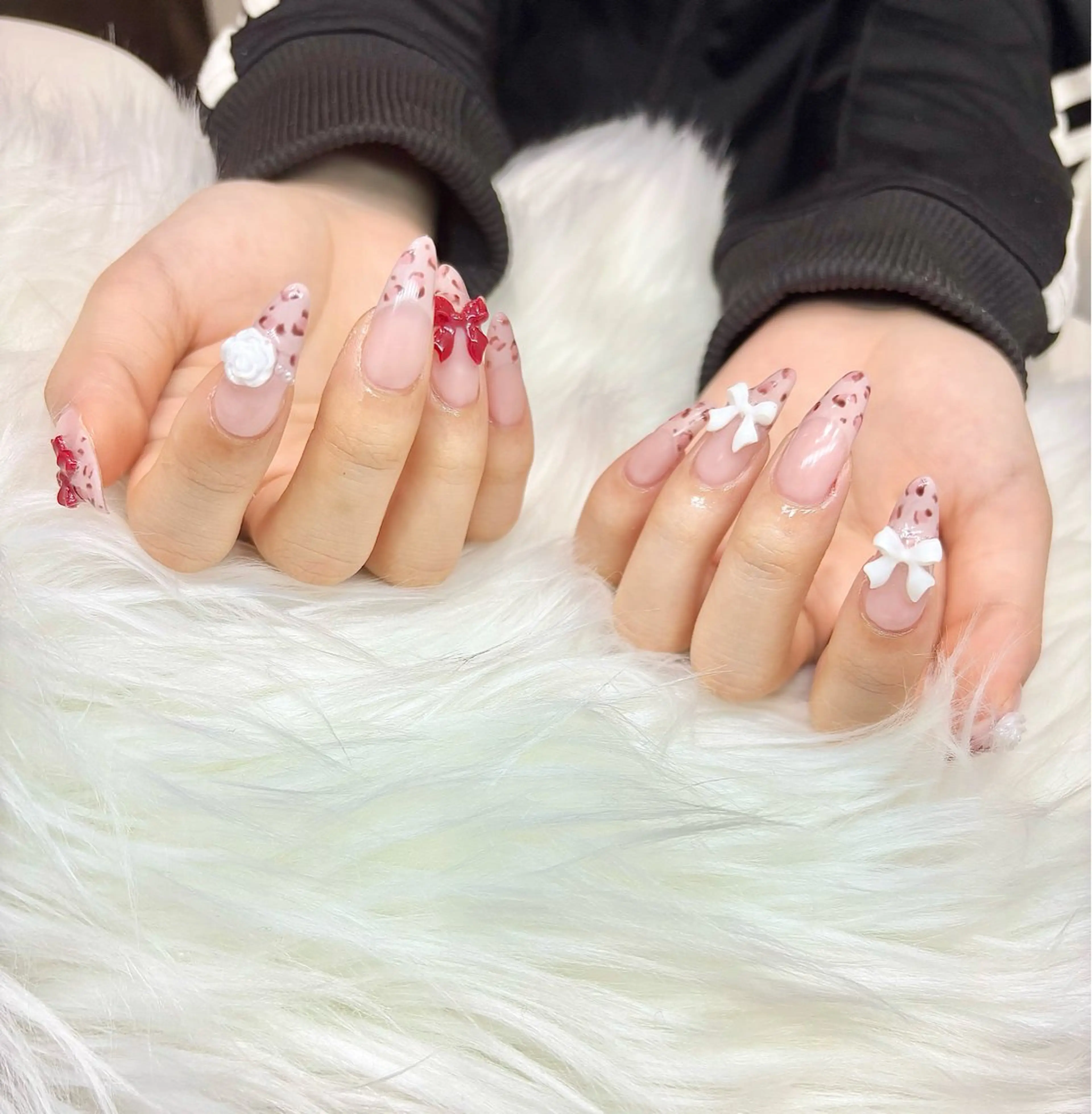 ネイル アートネイル フレンチネイル キラキラネイル 韓国ネイル マグネットネイル VOXJAPAN CHIYURIのネイルデザイン