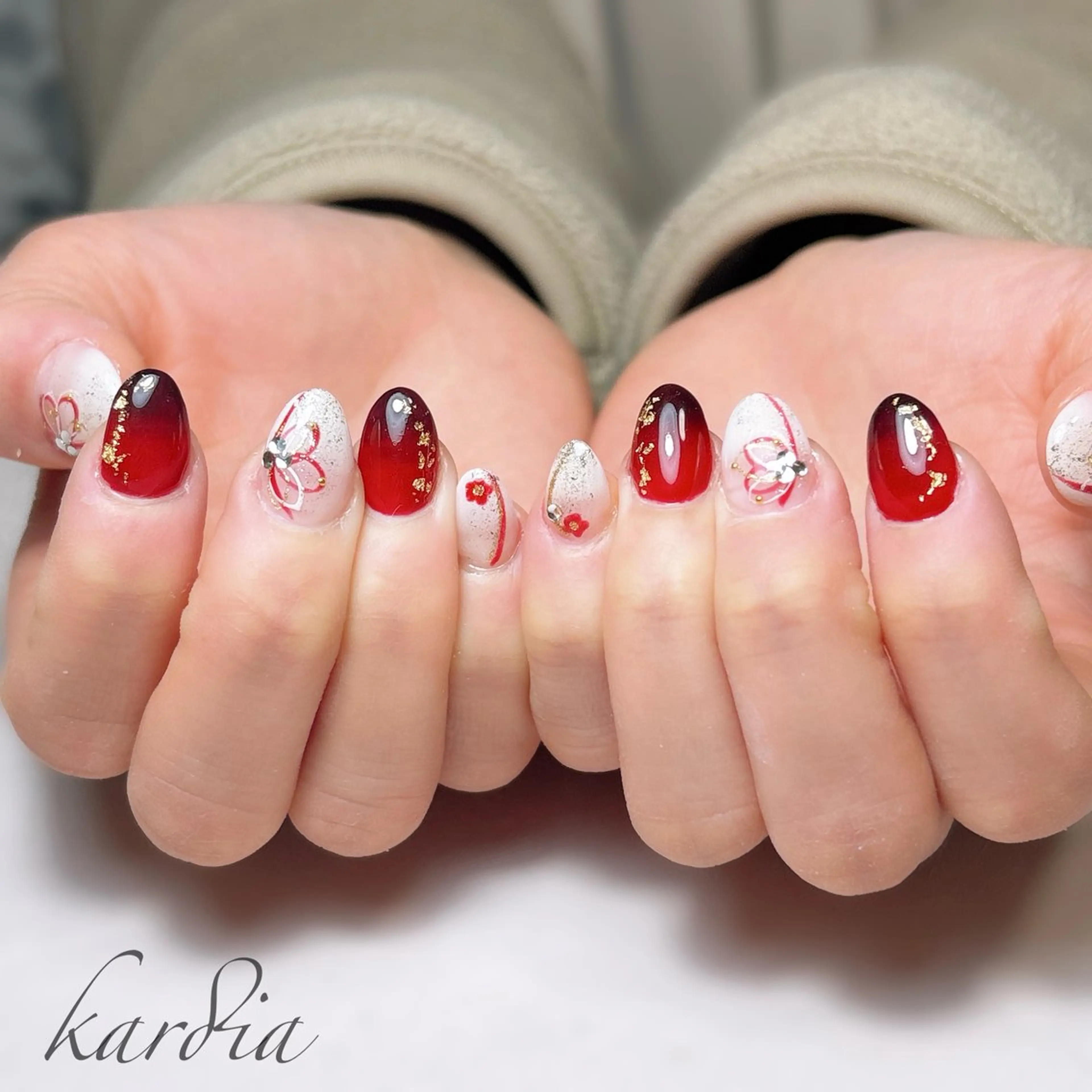 ネイル καρδιά -ｶﾙﾃﾞｨｱ-のネイルデザイン