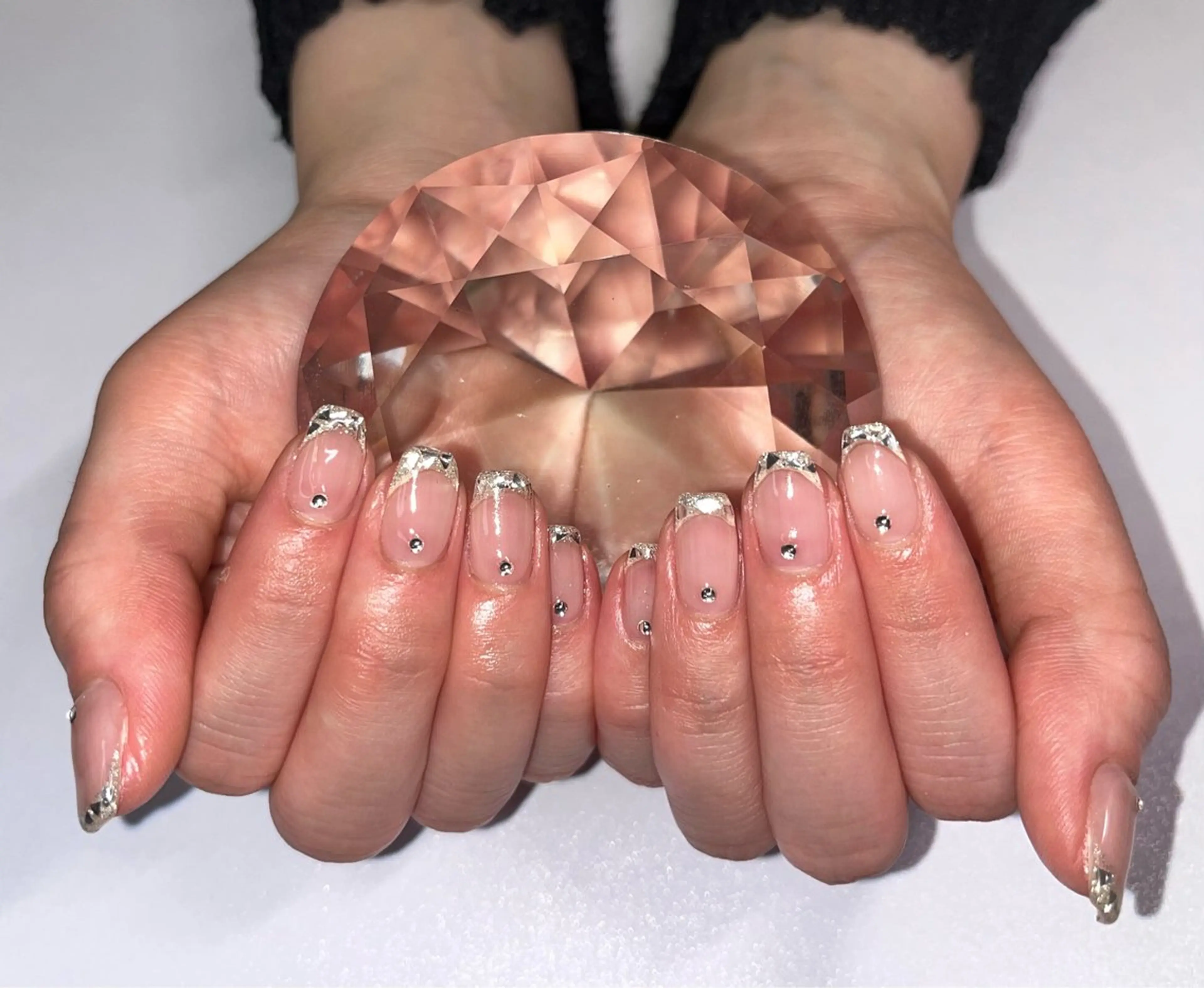 ネイル アートネイル フレンチネイル ガラスフレンチ キラキラネイル ニュアンスネイル ハンドネイル プライベートサロン N's Nailのネイルデザイン