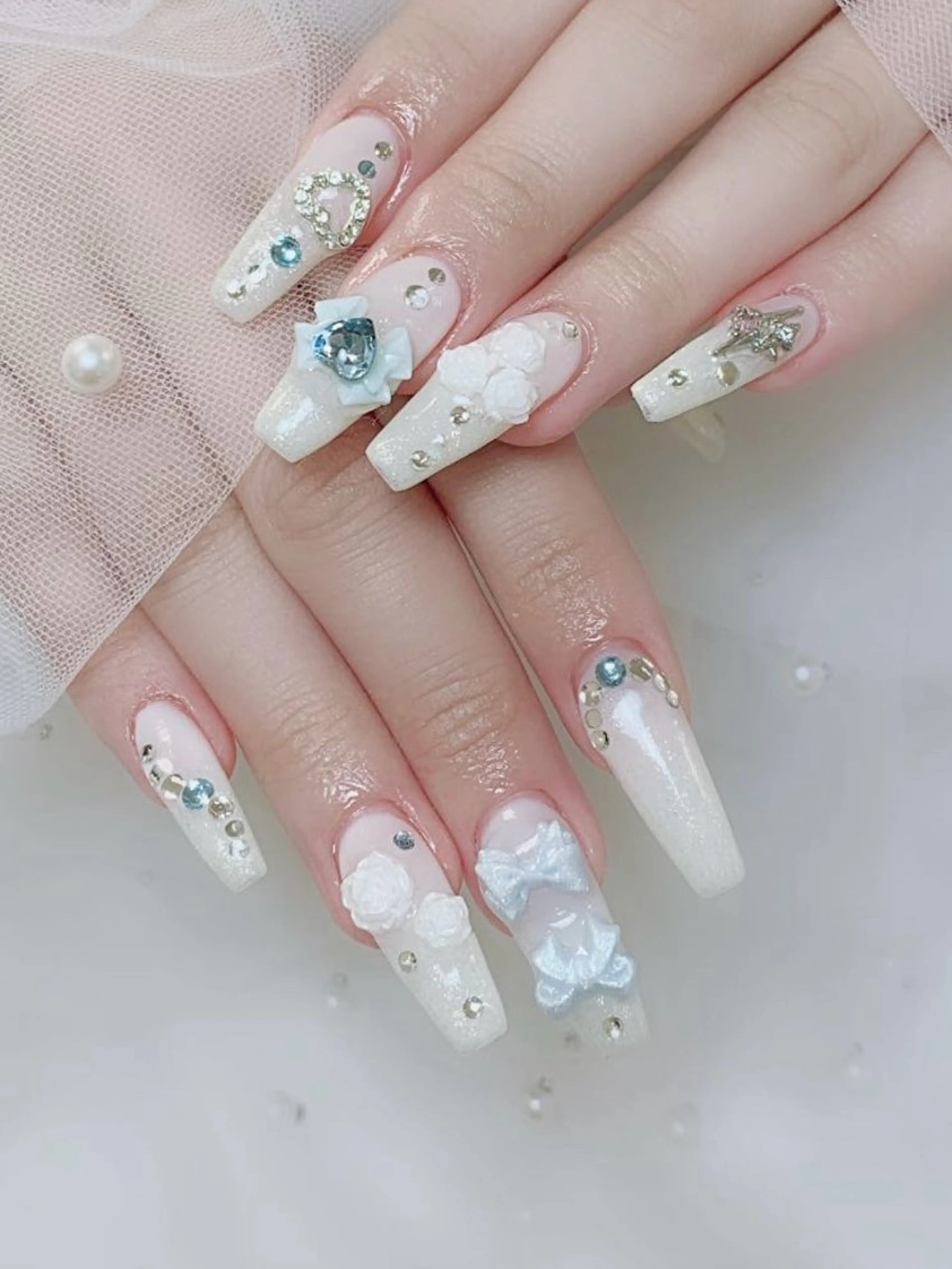 ネイル フレンチネイル ジェルネイル ハート 韓国ネイル マグネットネイル ネイルサロン lotusのネイルデザイン