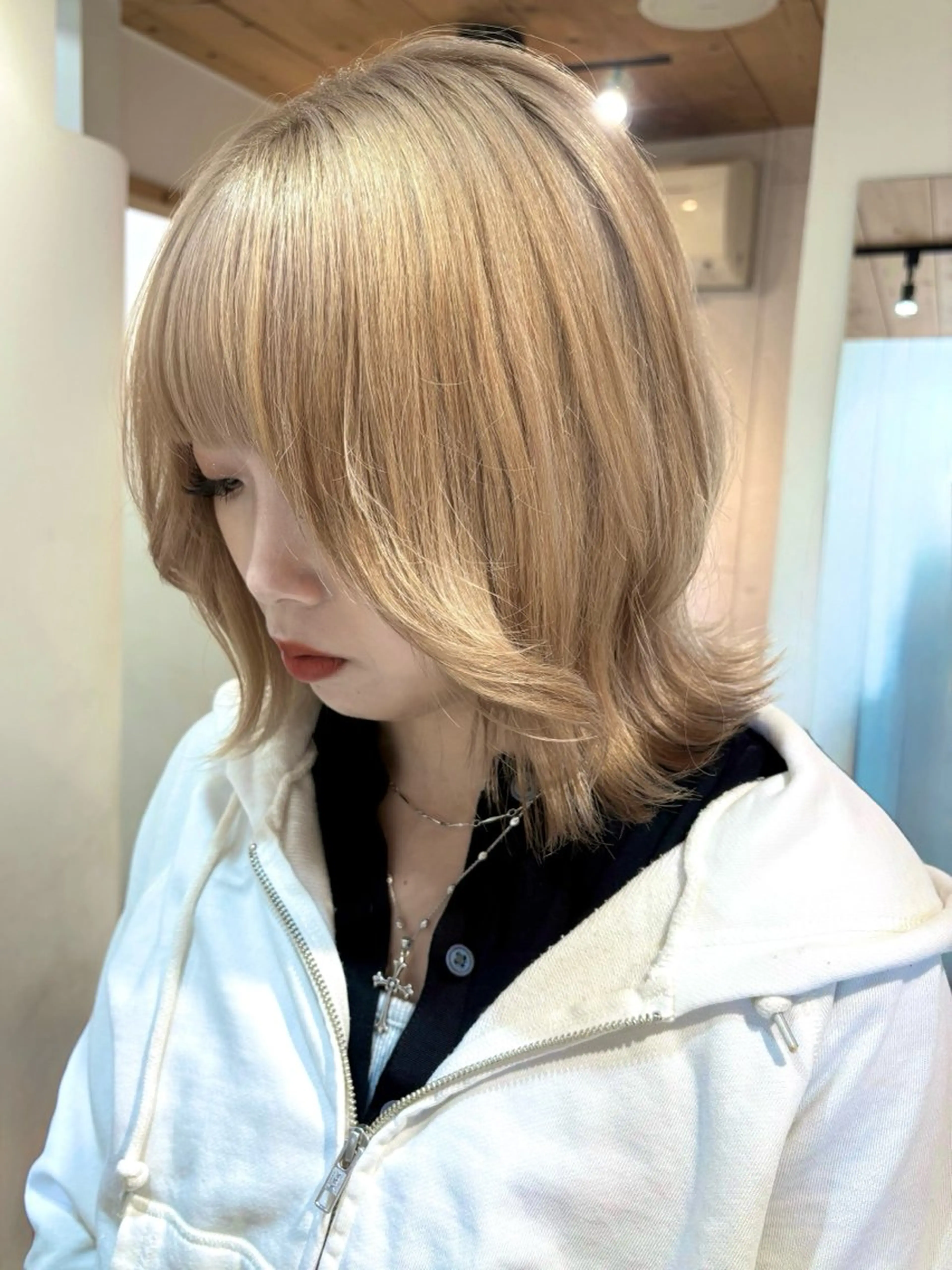 ミディアム カラー ヘアカラー 🫐寒色系カラー 🫐ヤマナカリリカのヘアスタイル