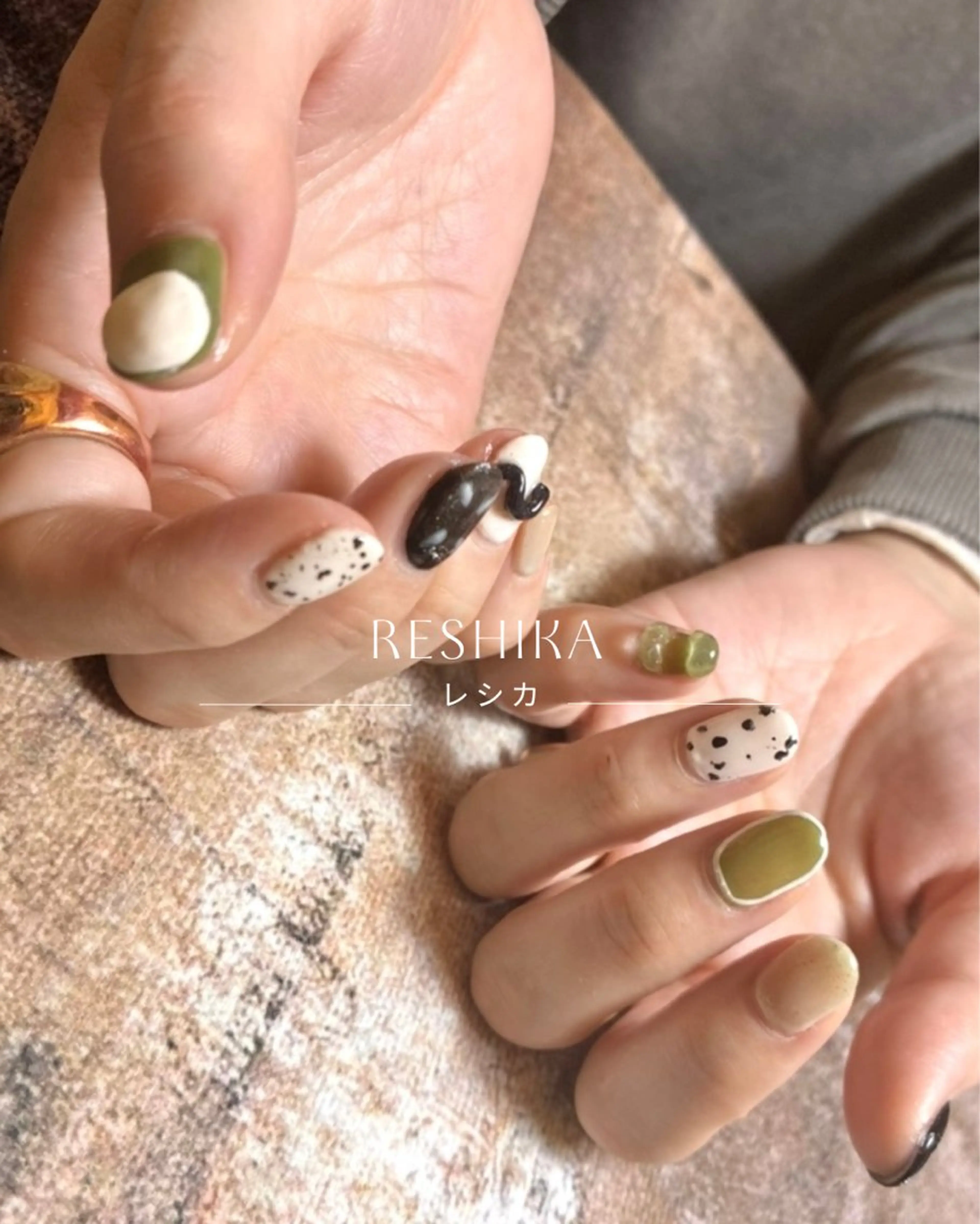 ネイル 卒業式 ニュアンスネイル シンプルネイル m mのエステ・リラクイメージ