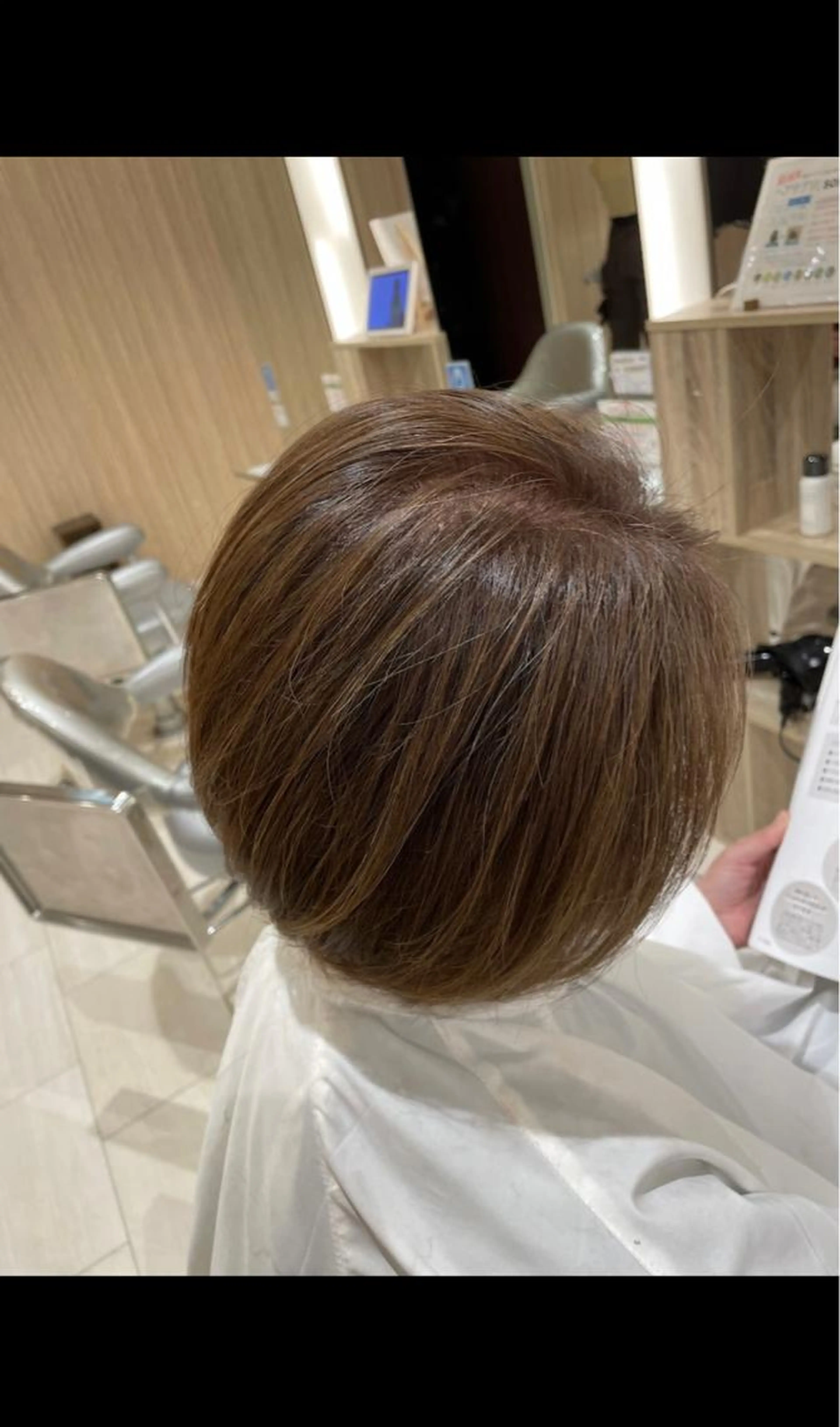 【髪と頭皮にやさしい♪】ダメージレスなおしゃれ染めで染める白髪染め＋カット+トリートメントの写真