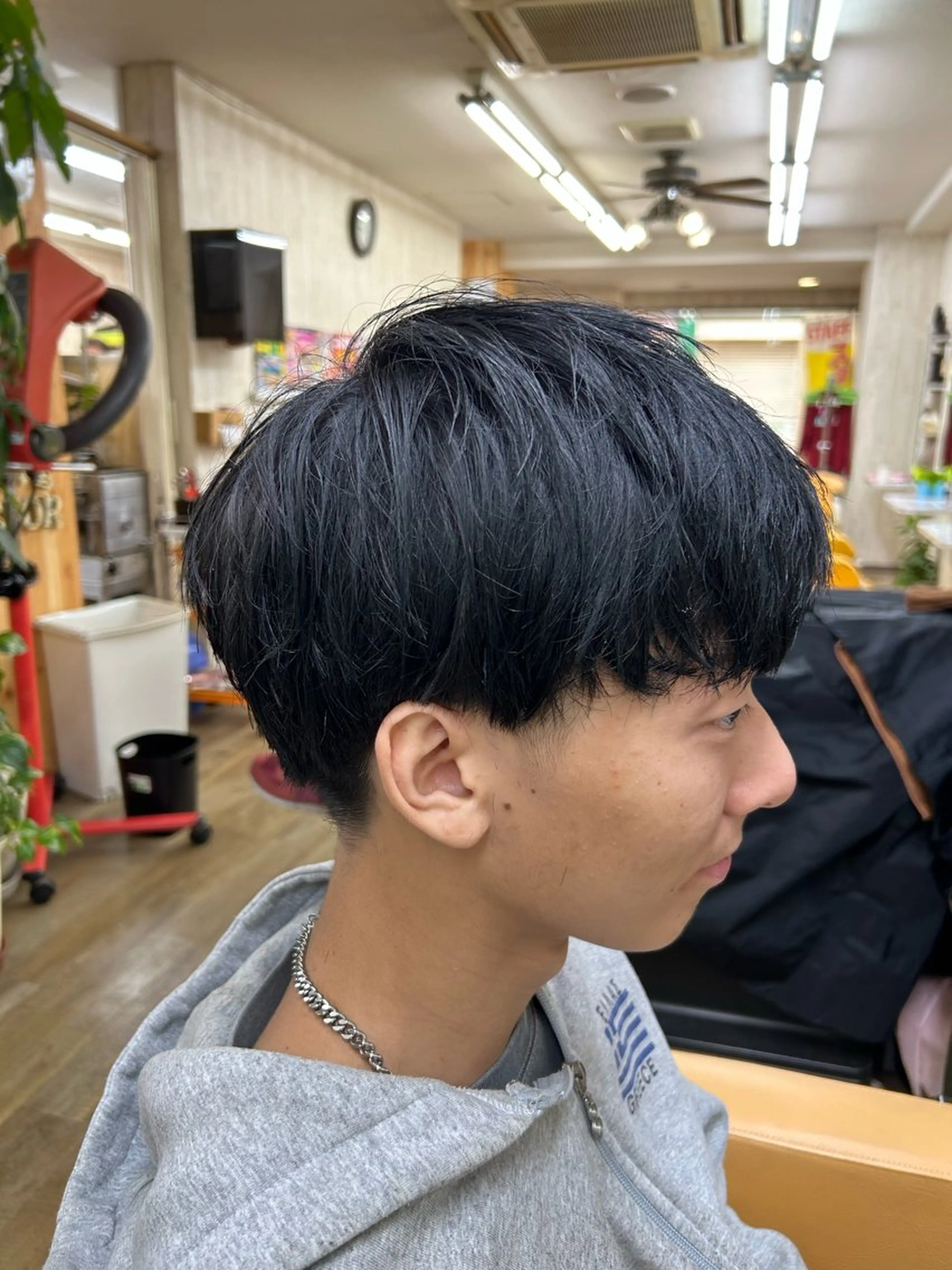 メンズ マッシュ カット ブレイヴシザーあびこ所属・牛尾 友雅のヘアスタイル