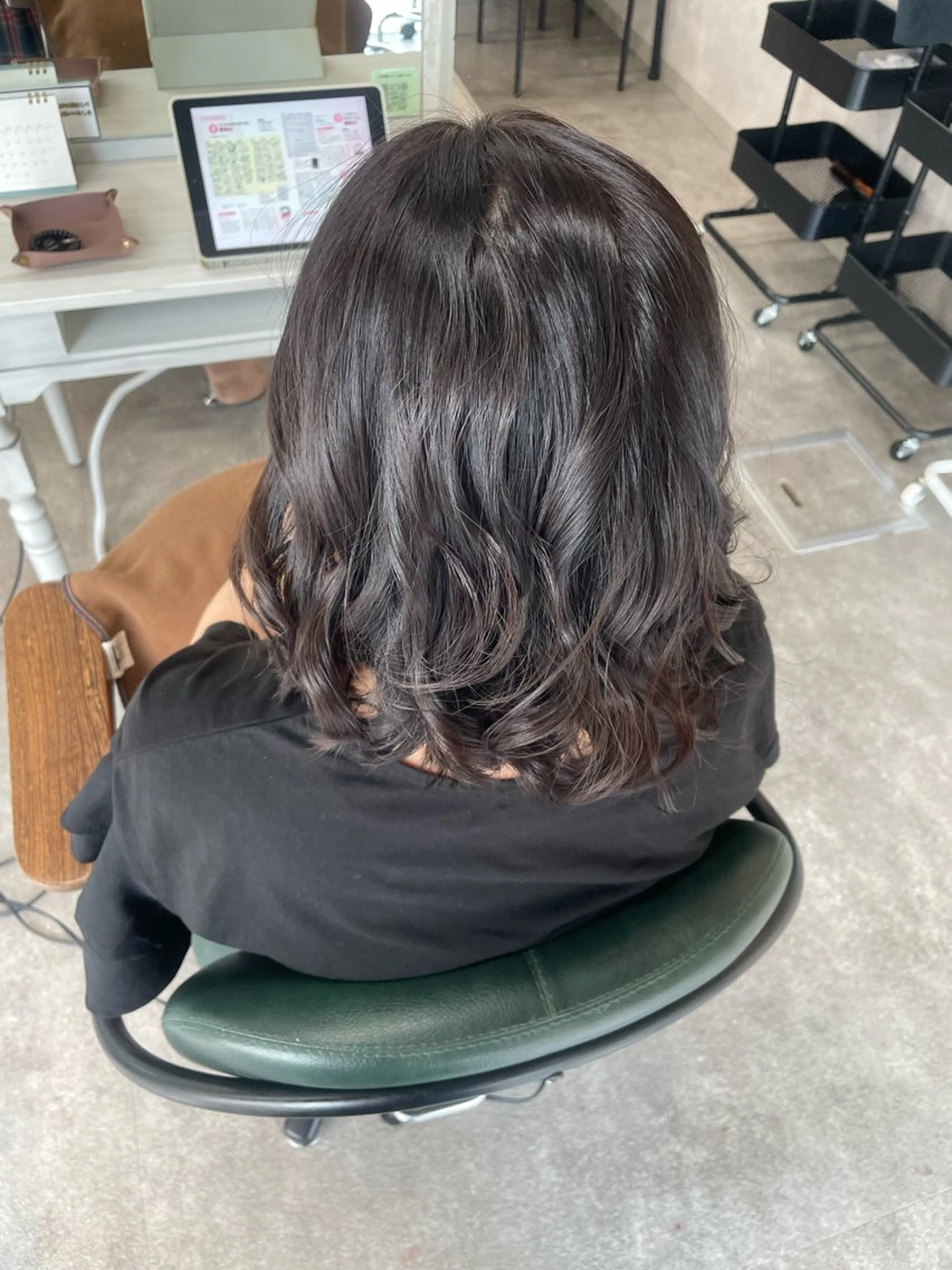 カラー 黒髪 ナチュラルブラック 永井 幸枝のヘアスタイル