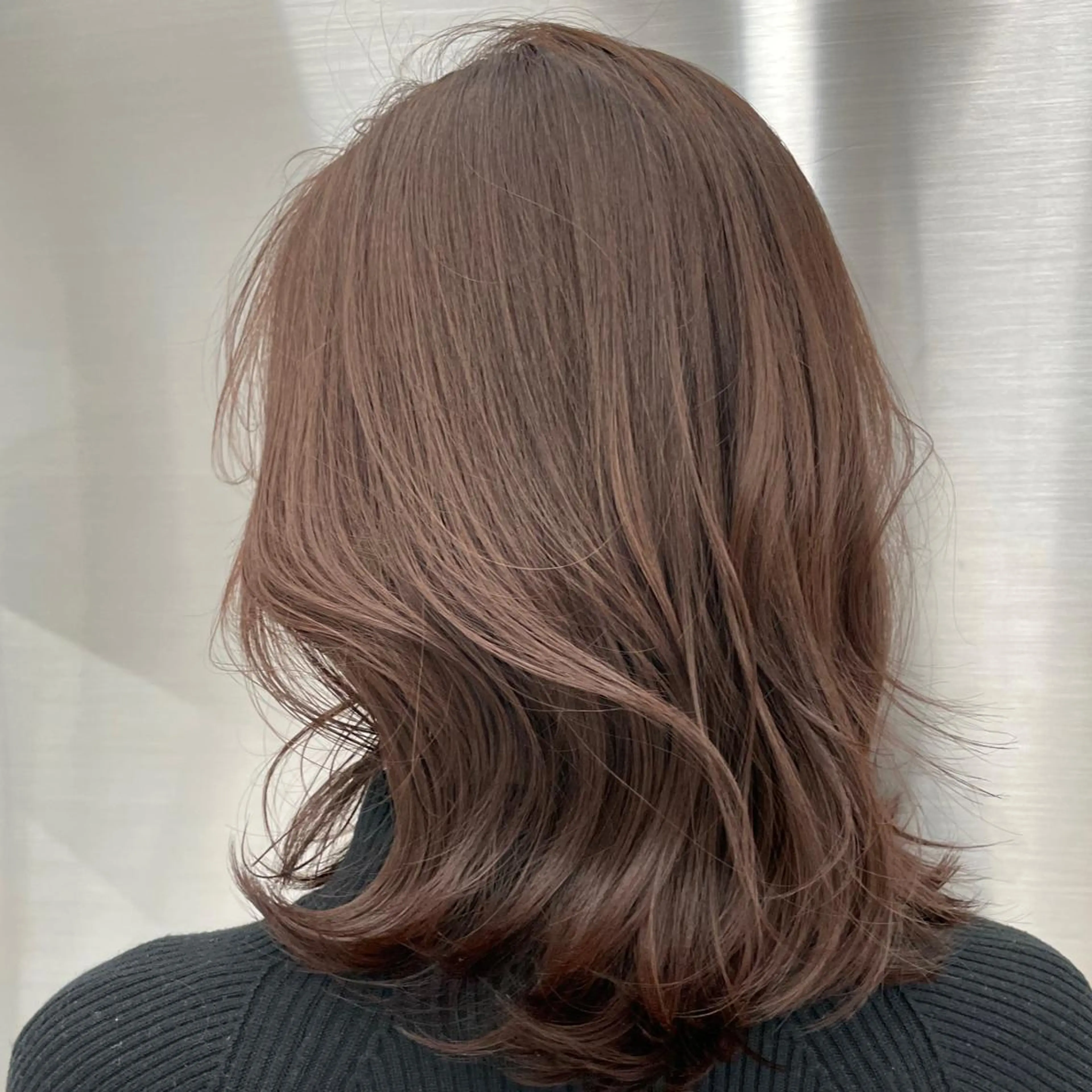 ショート patou 烏丸所属・レイヤーカット 早崎太生のヘアスタイル