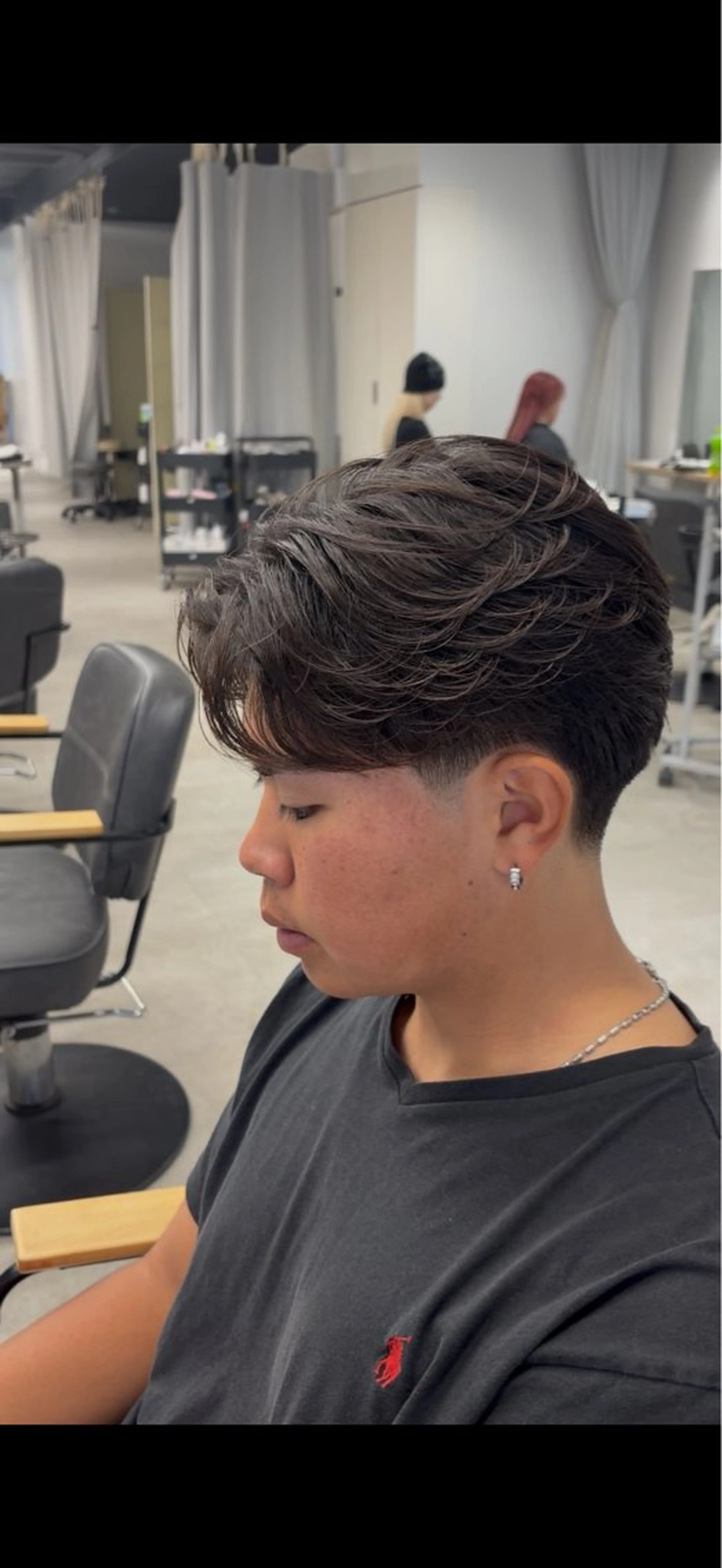 ショート ARISA︎ メンズハイトーンのヘアスタイル