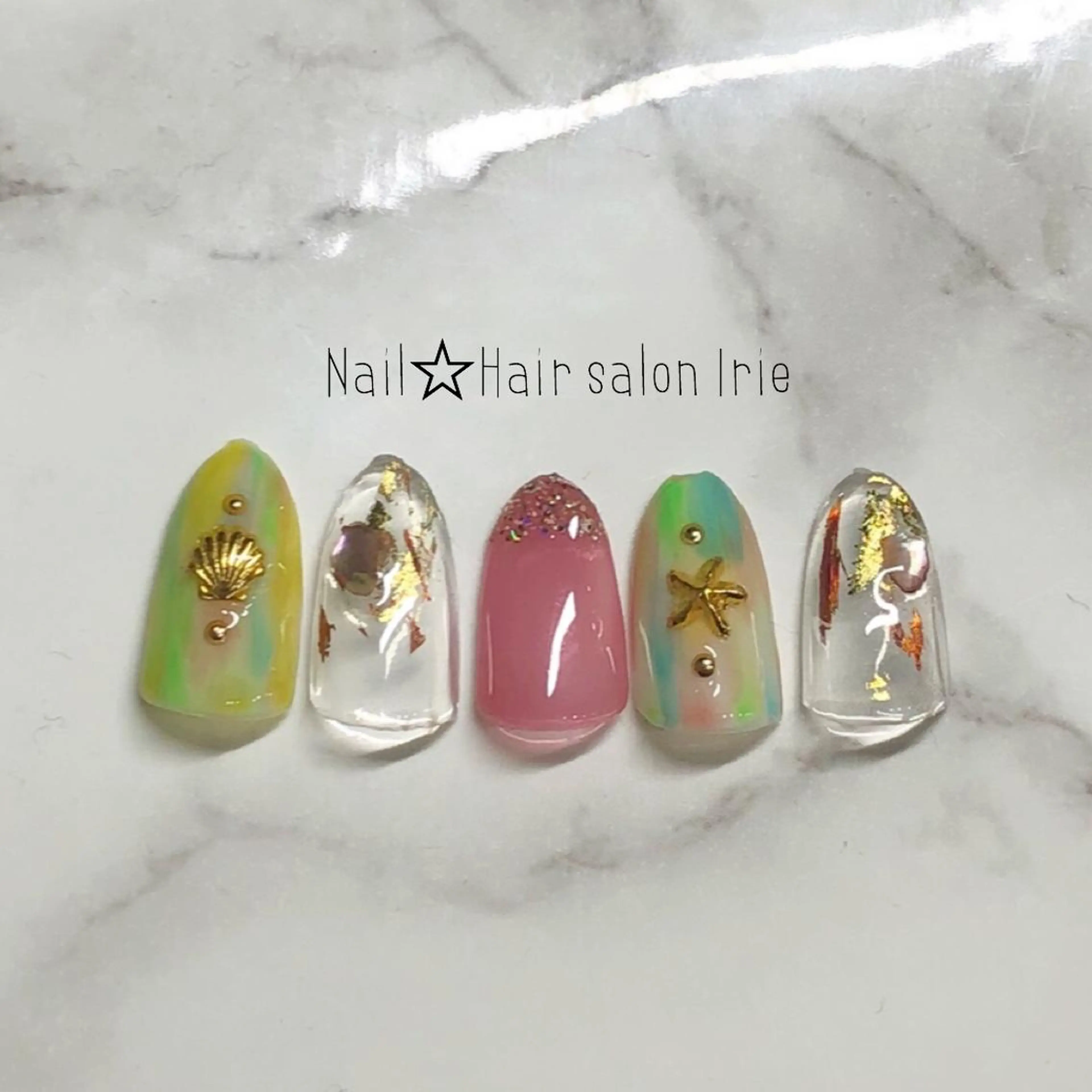 ネイル 與儀 知佳のネイルデザイン