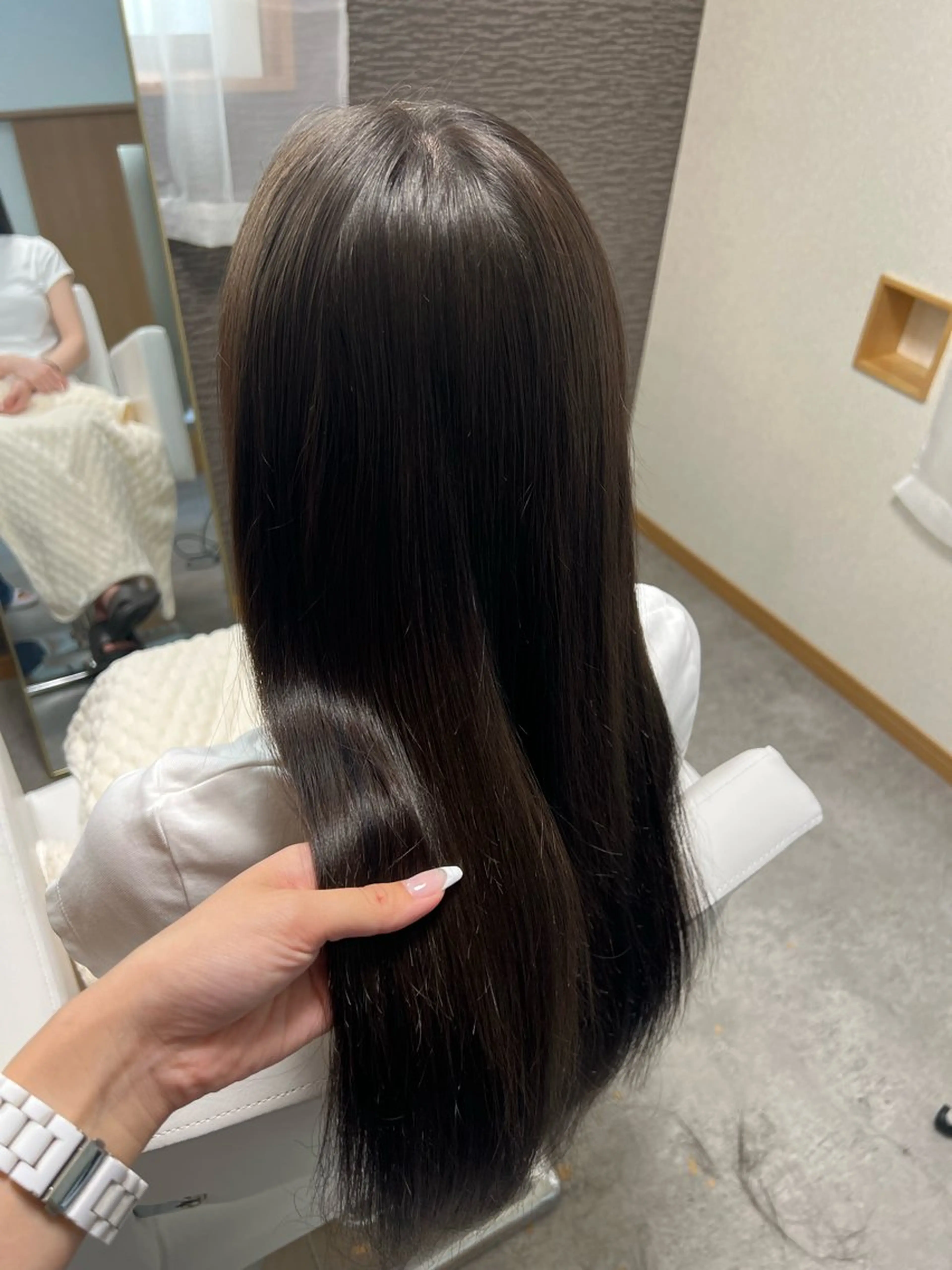 ロング エクステ・セット 専門店Sleekのヘアスタイル