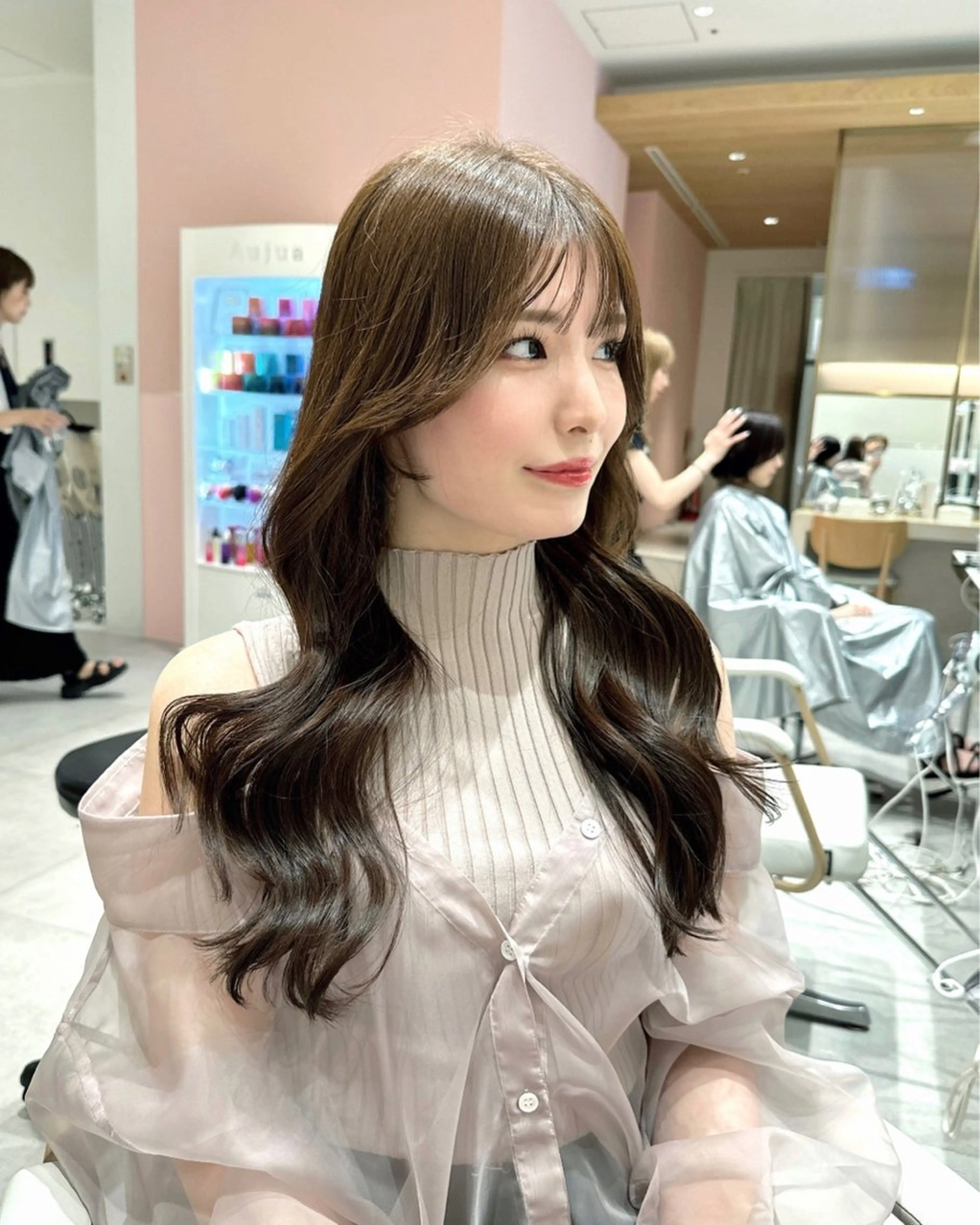 ロング カラー ヘアアレンジ Toiro所属・🤎小顔レイヤー /ベージュ🤎友香のヘアスタイル