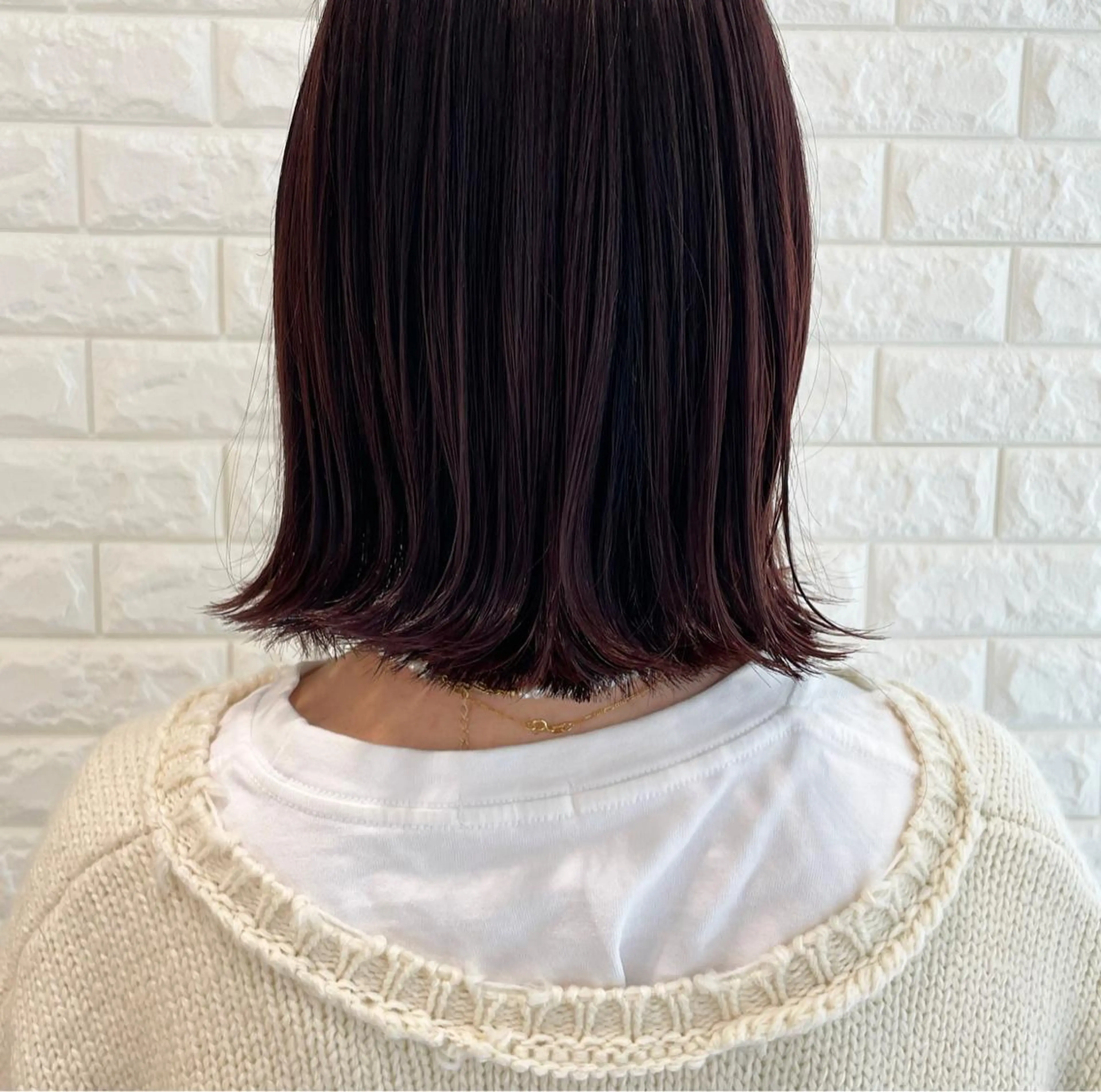 ミディアム カラー 山口 莉奈のヘアスタイル