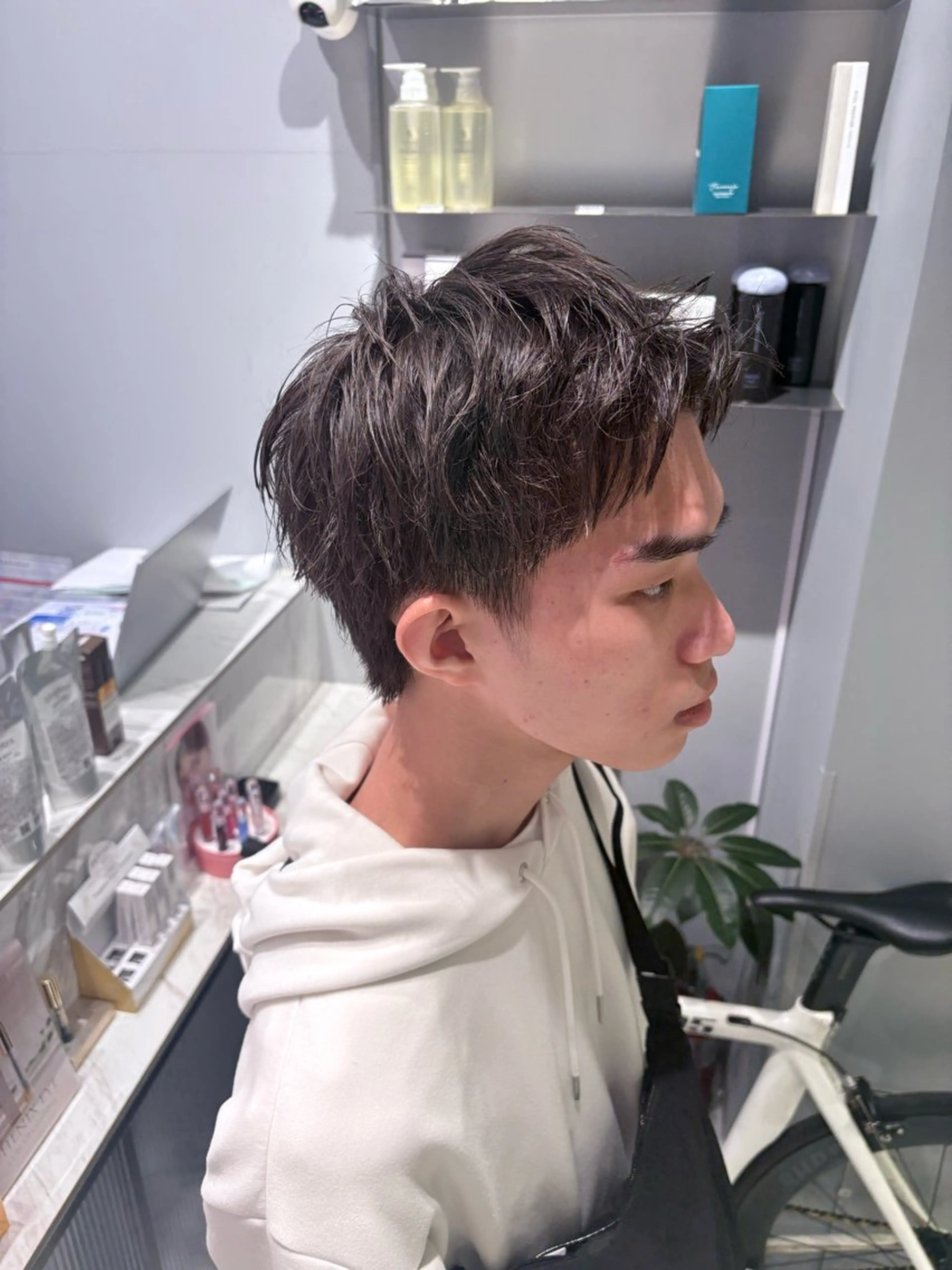 ショート メンズ ショートヘア カット ヘッドスパ 菜々🦖新宿 men's特化のヘアスタイル