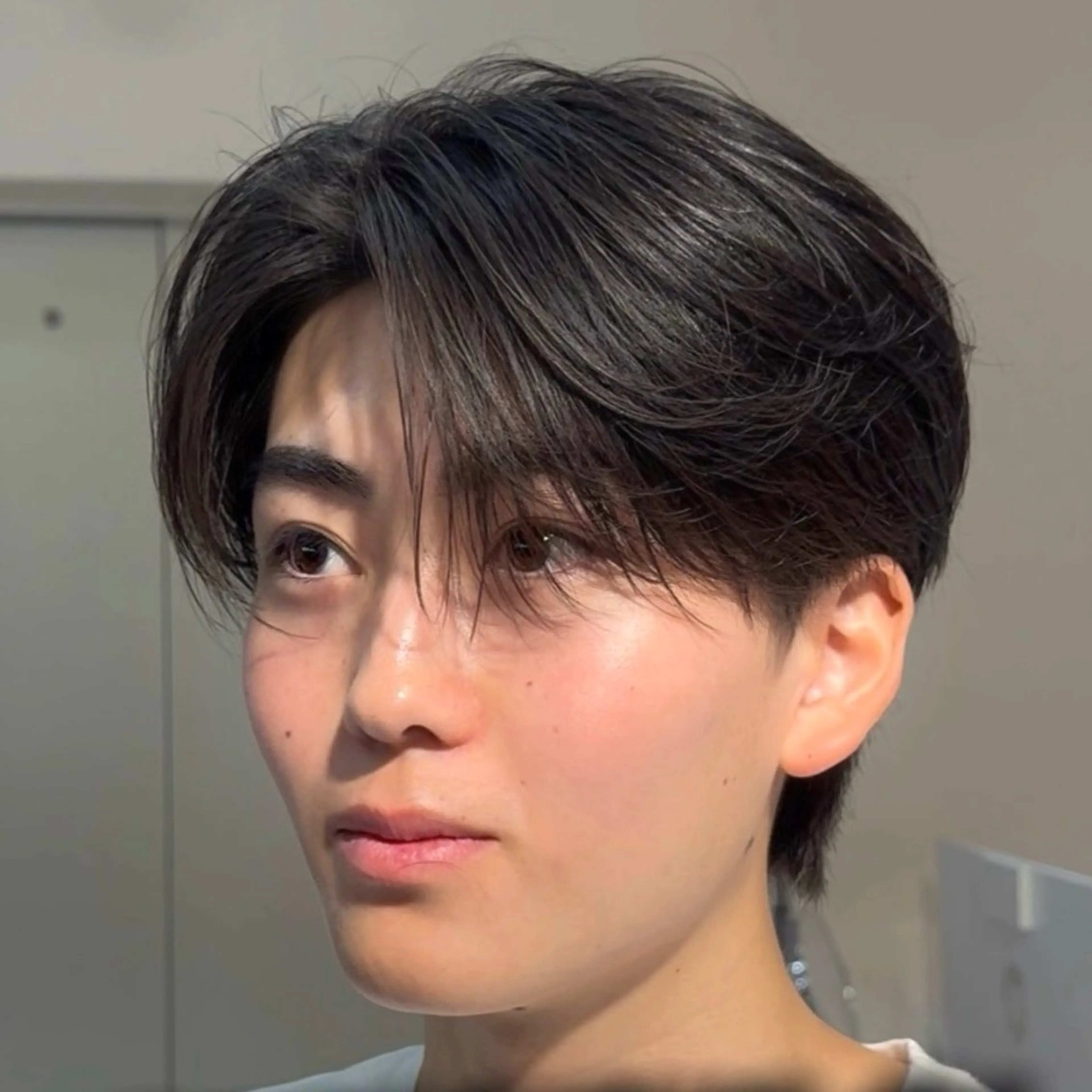 ショート パーマ メンズ センターパート ダウンパーマ メンズパーマ カット パーマ トリートメント 吉祥寺/ダウンパーマ メンズ韓国ヘア/桑本のヘアスタイル