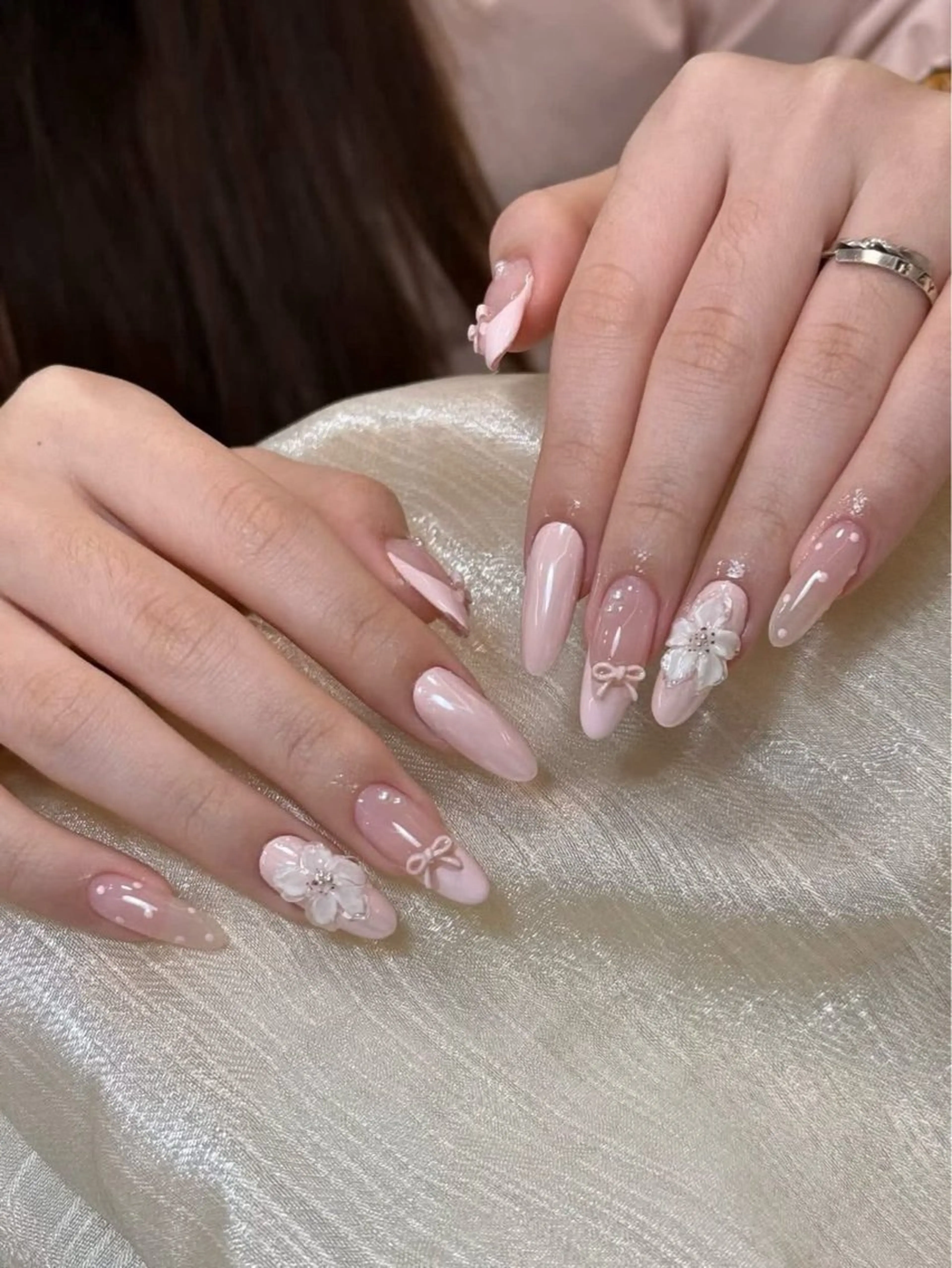 ネイル アートネイル チークネイル ジェルネイル ロングネイル マグネットネイル ハンドネイル Rin Nail 新大久保店のネイルデザイン