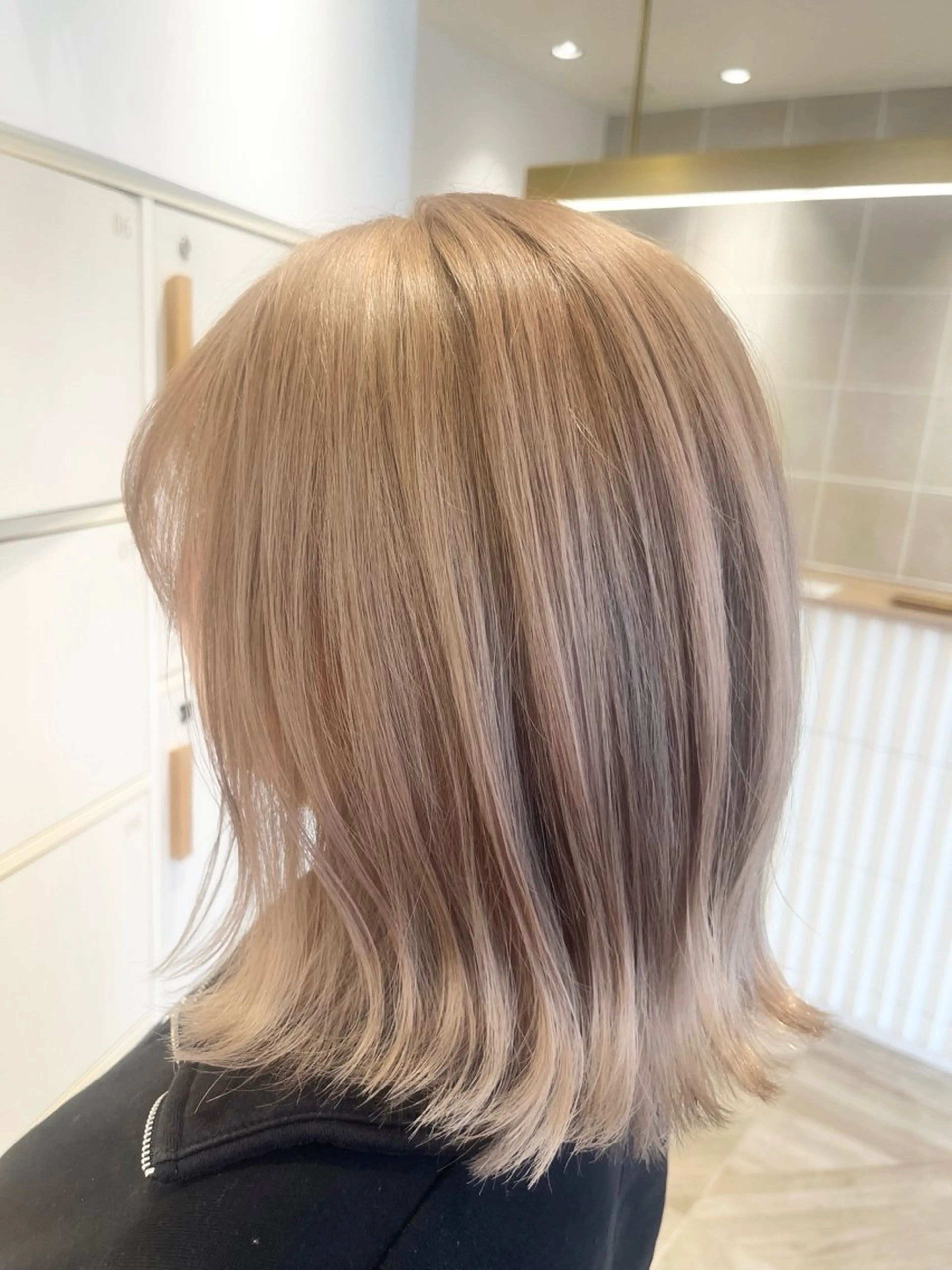 ミディアム カラー ヘアカラー トリートメント 🫧透明感カラー🫧 マヤのヘアスタイル