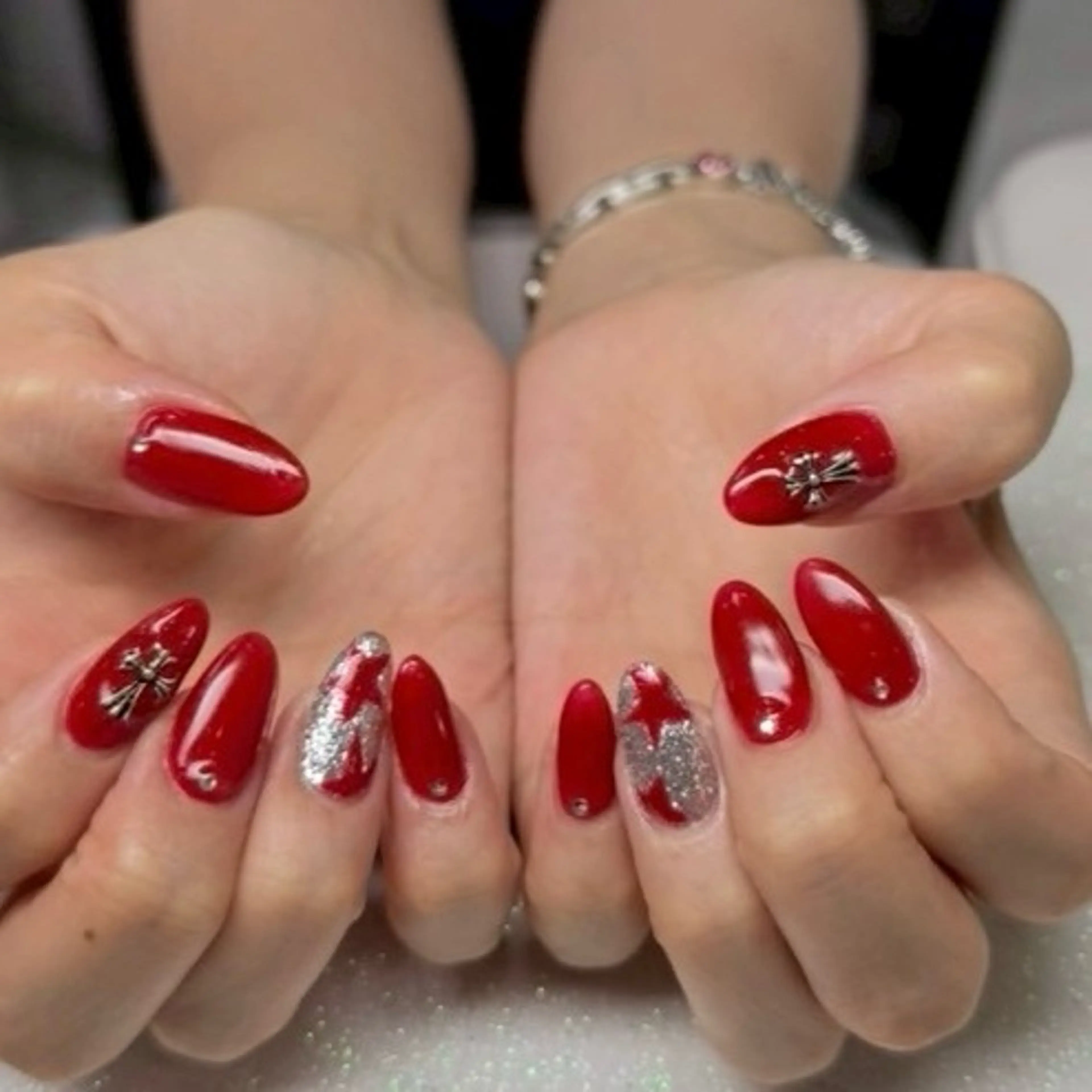 ネイル ハンドネイル VIERU YURIのネイルデザイン