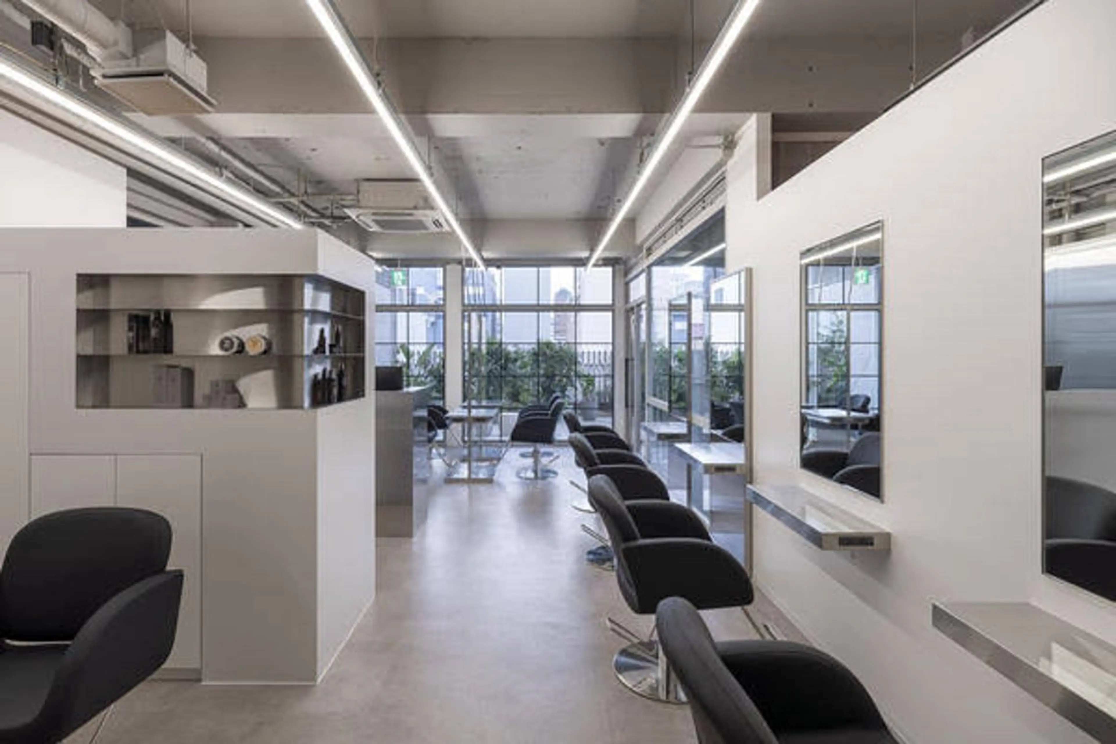 LoLo. 心斎橋のヘアスタイル