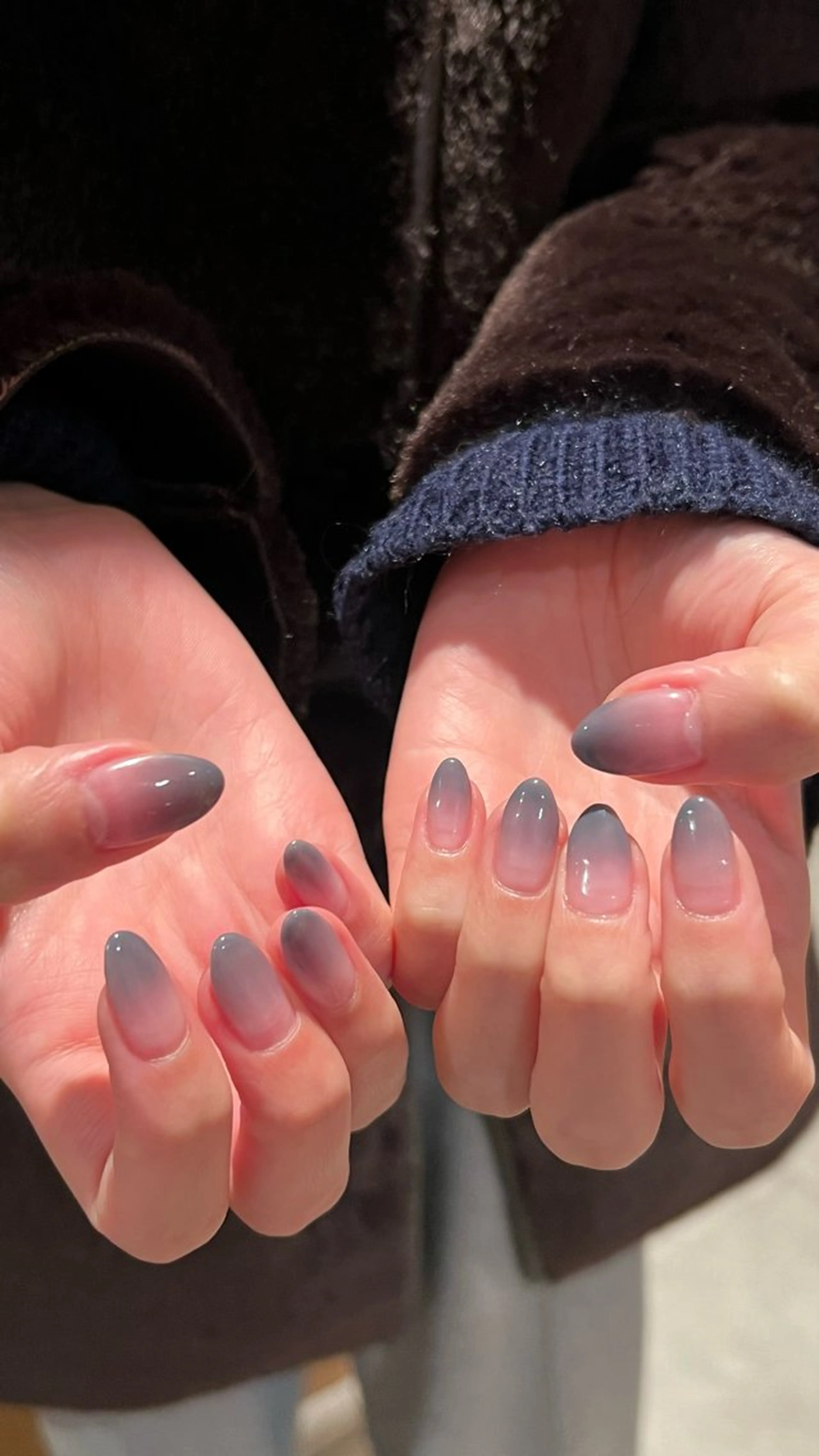 【オフ込み】HAND | グラデーションの写真