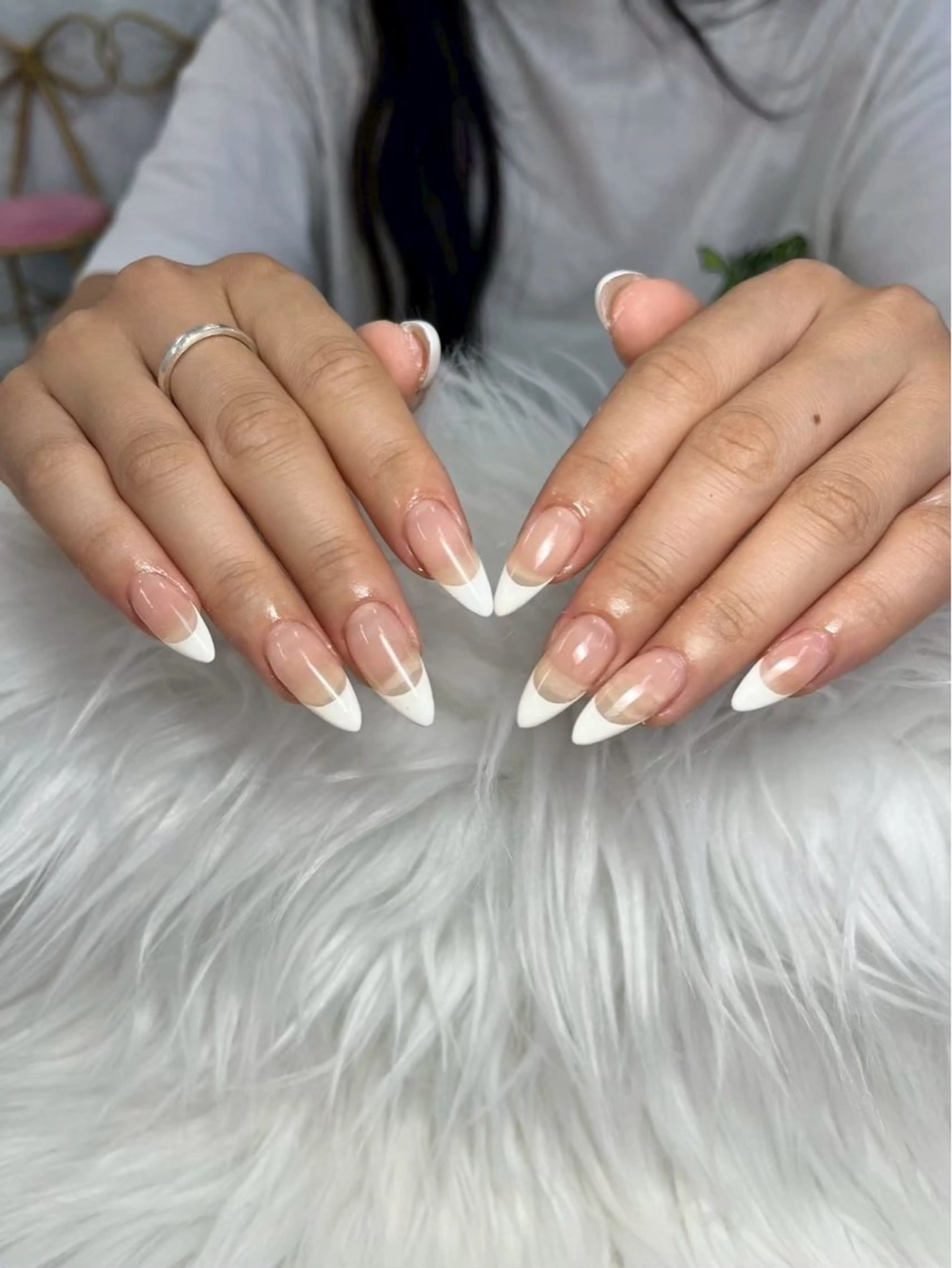 セミロング ハンドネイル EmaNail ICHIKAのネイルデザイン