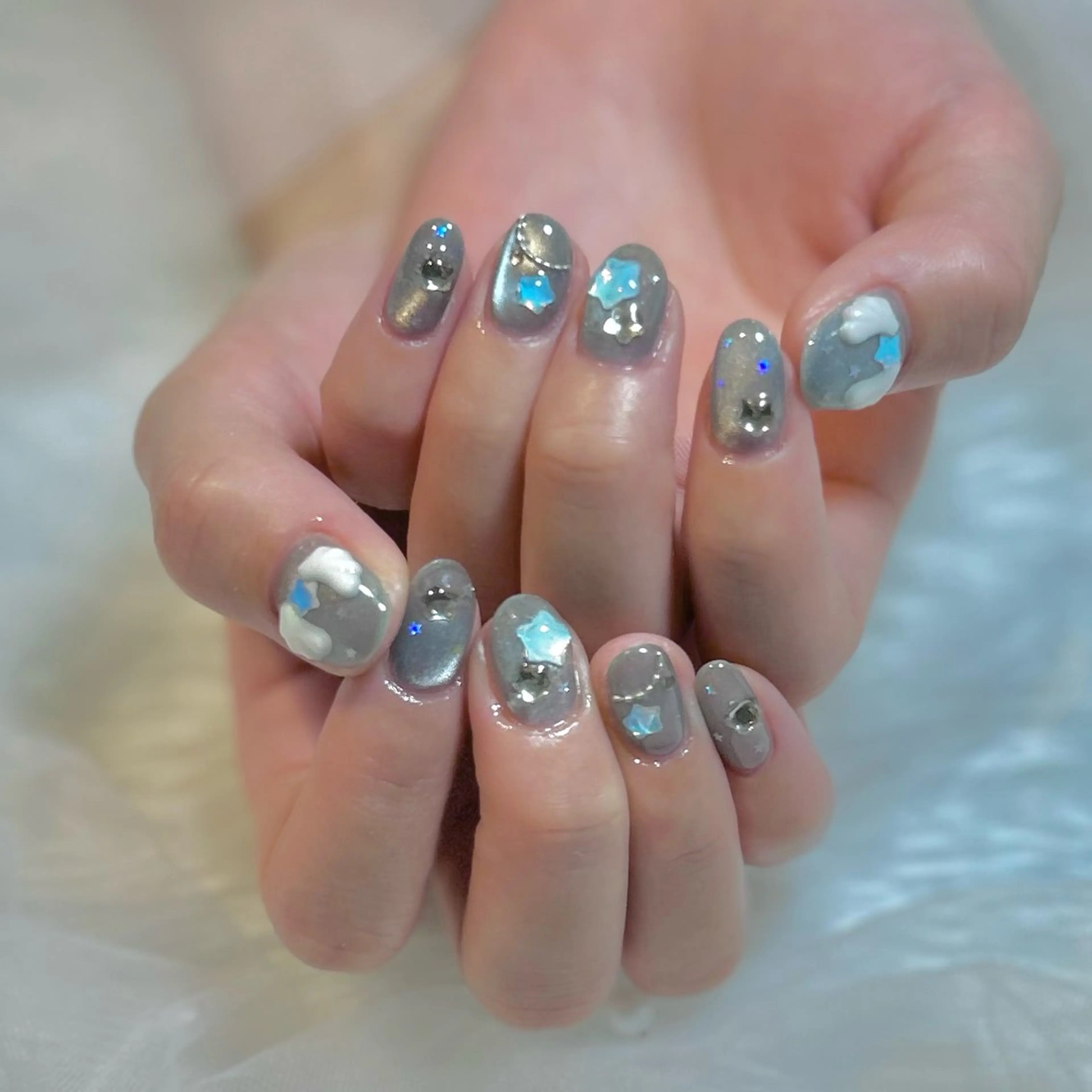 ネイル ぷりゅねる Nanamiのネイルデザイン