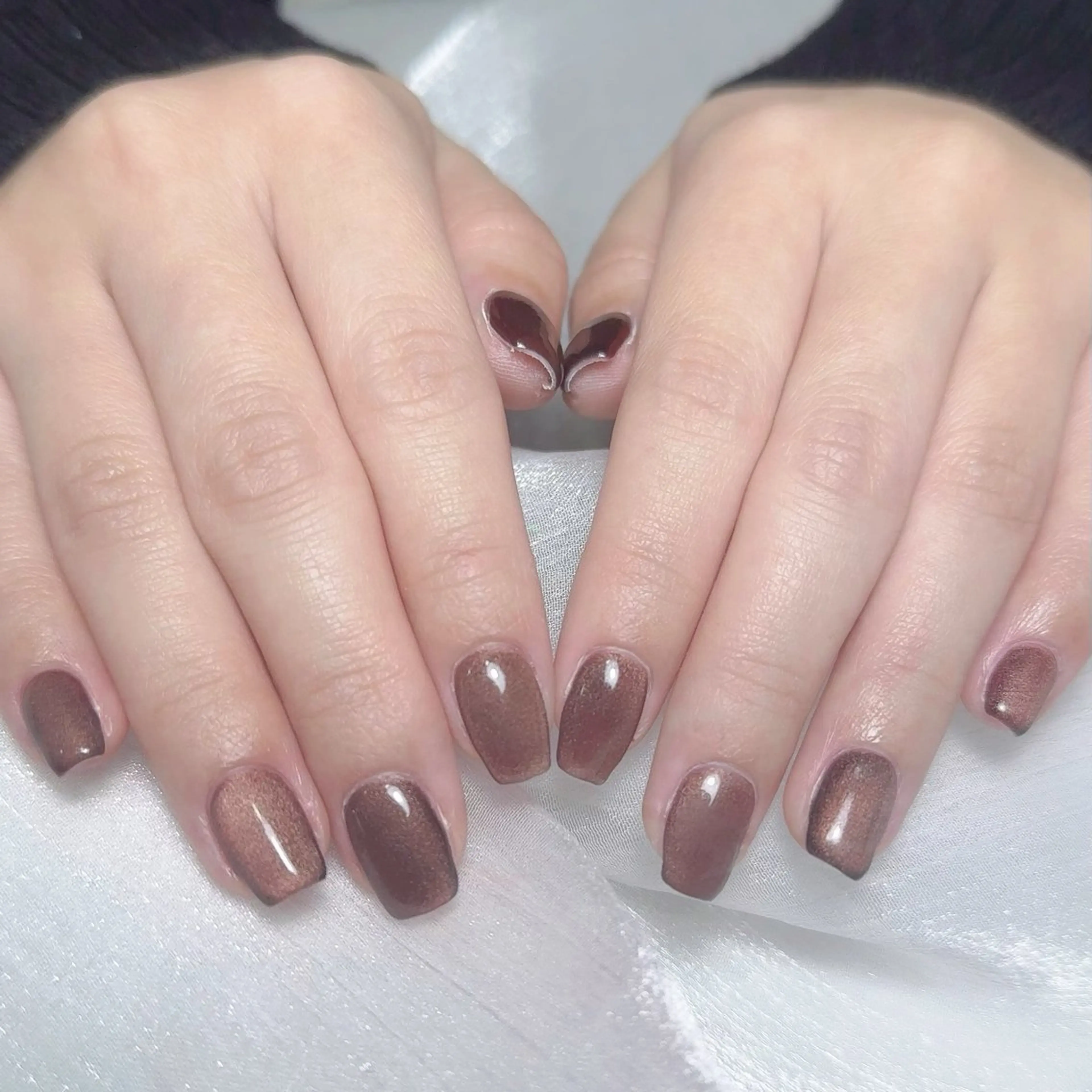 メンズ ネイル メンズ韓国風 アートネイル オーロラネイル ガーリー キラキラネイル ハンドネイル Nail salon 木にいるのネイルデザイン