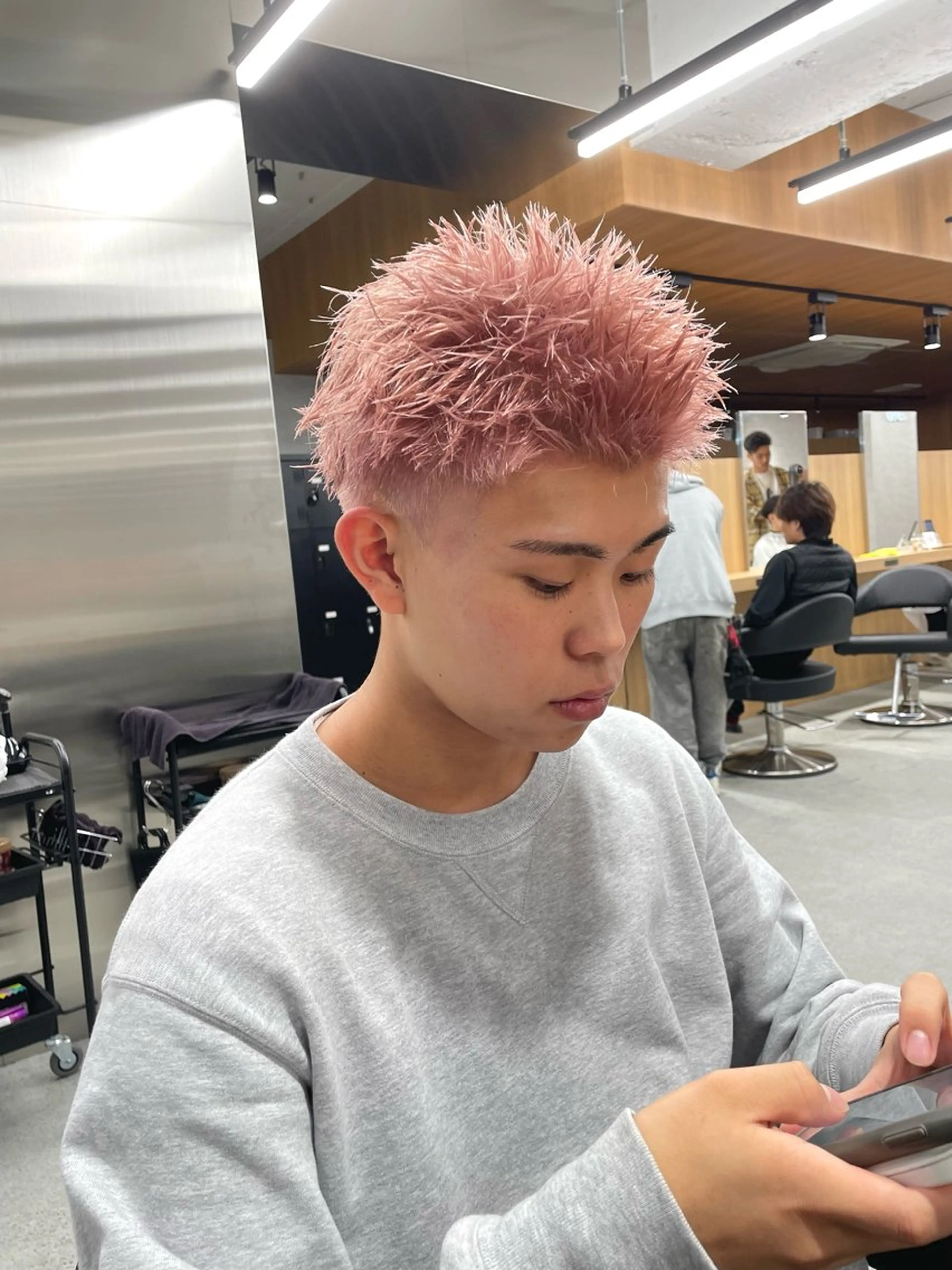 ショート カラー ヘアアレンジ メンズ カット ヘアカラー ヘアセット Ryo横浜韓国ヘア/ 曲がる縮毛矯正特化のヘアスタイル