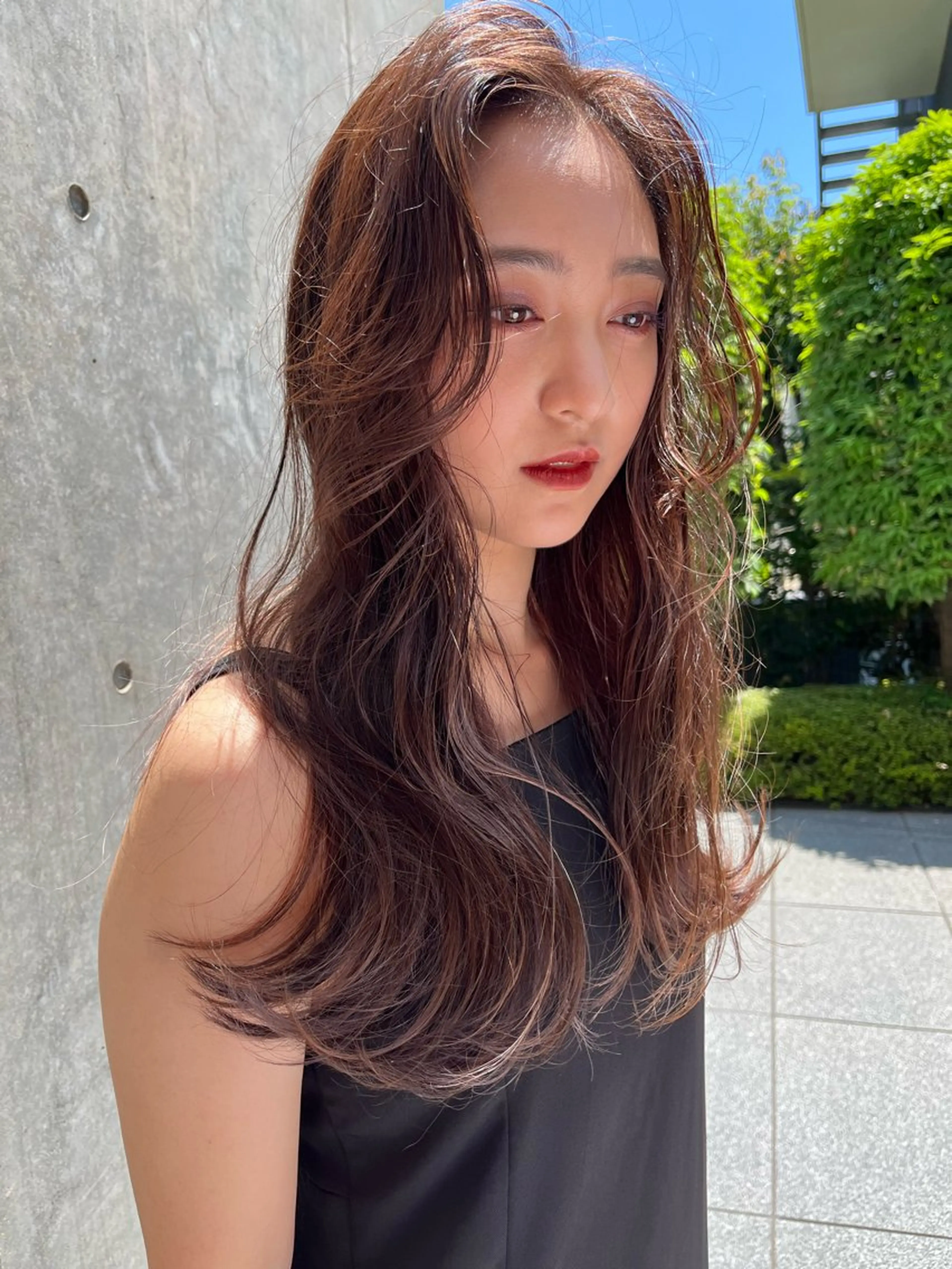 ロング カラー ブリーチ ブラウンカラー ナチュラルブラウン ブリーチなしカラー カット ヘアカラー ミルクティーベージュ ブリーチ　店長　清水のヘアスタイル