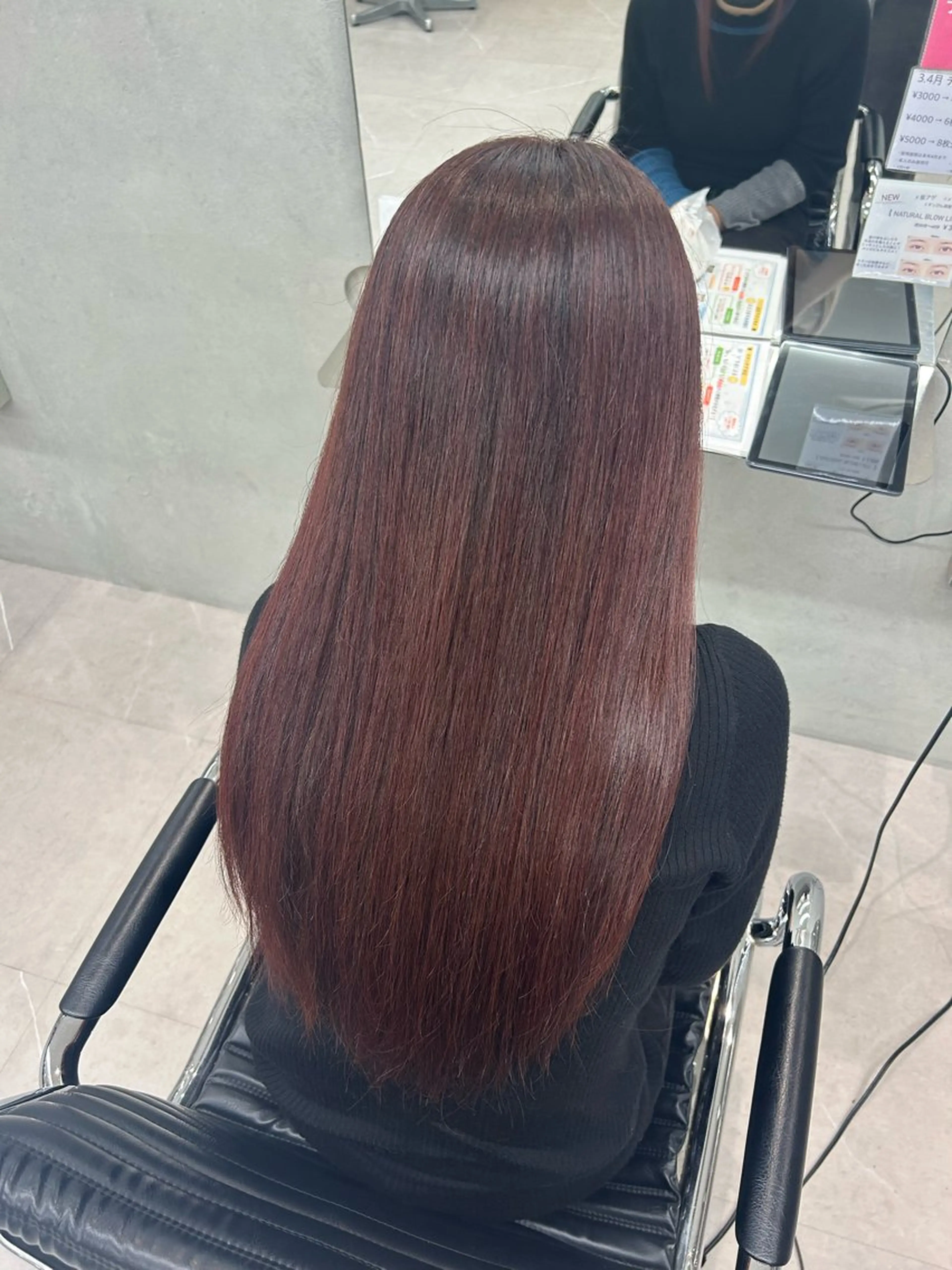 カラー ブラウンカラー ピンクカラー IO イオリのヘアスタイル