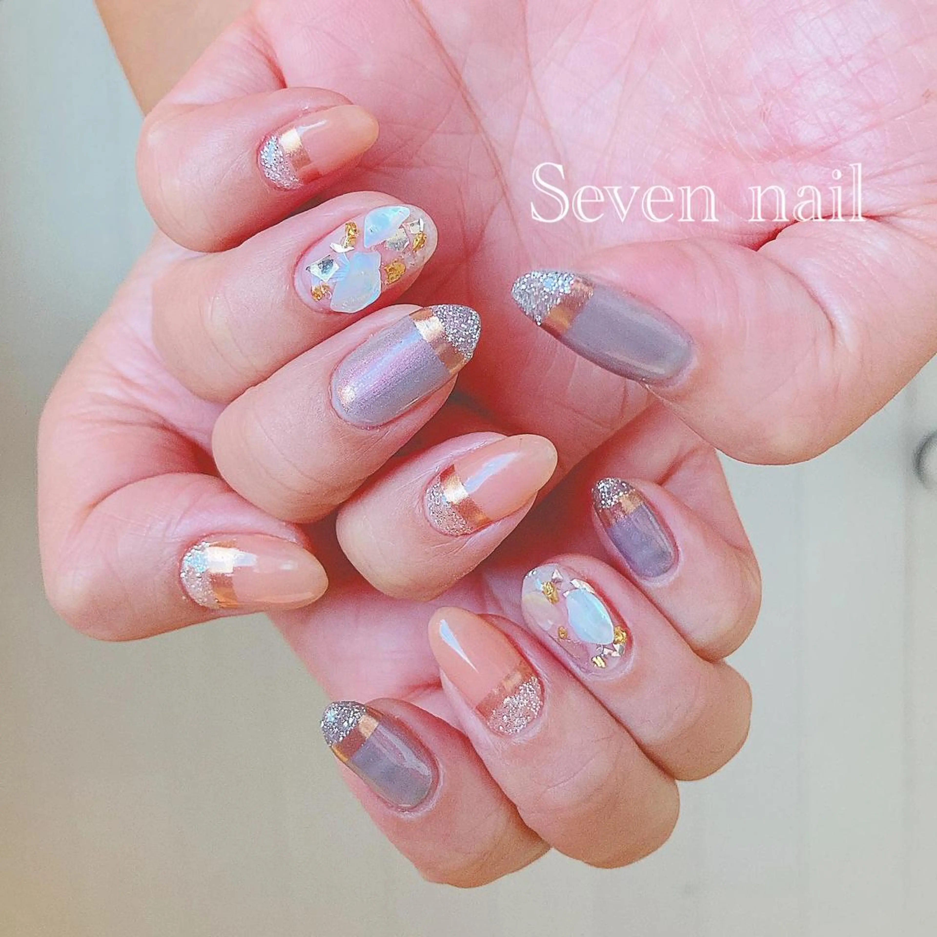 ネイル 名倉 なな子のネイルデザイン