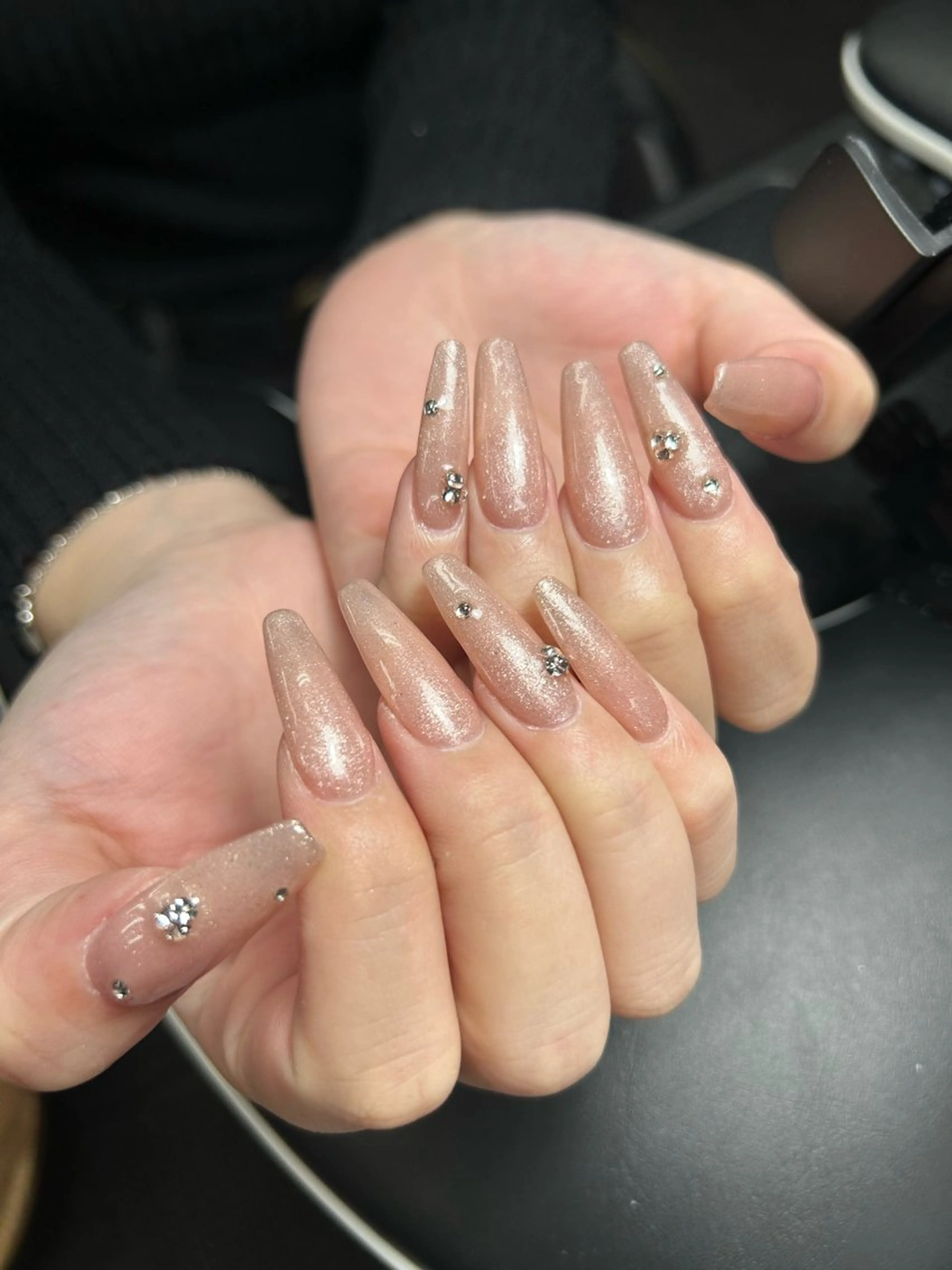 ネイル 韓国ネイル 持ち込み ニュアンスネイル ネイルチップ 冬ネイル LISA ANA.CHUOのネイルデザイン