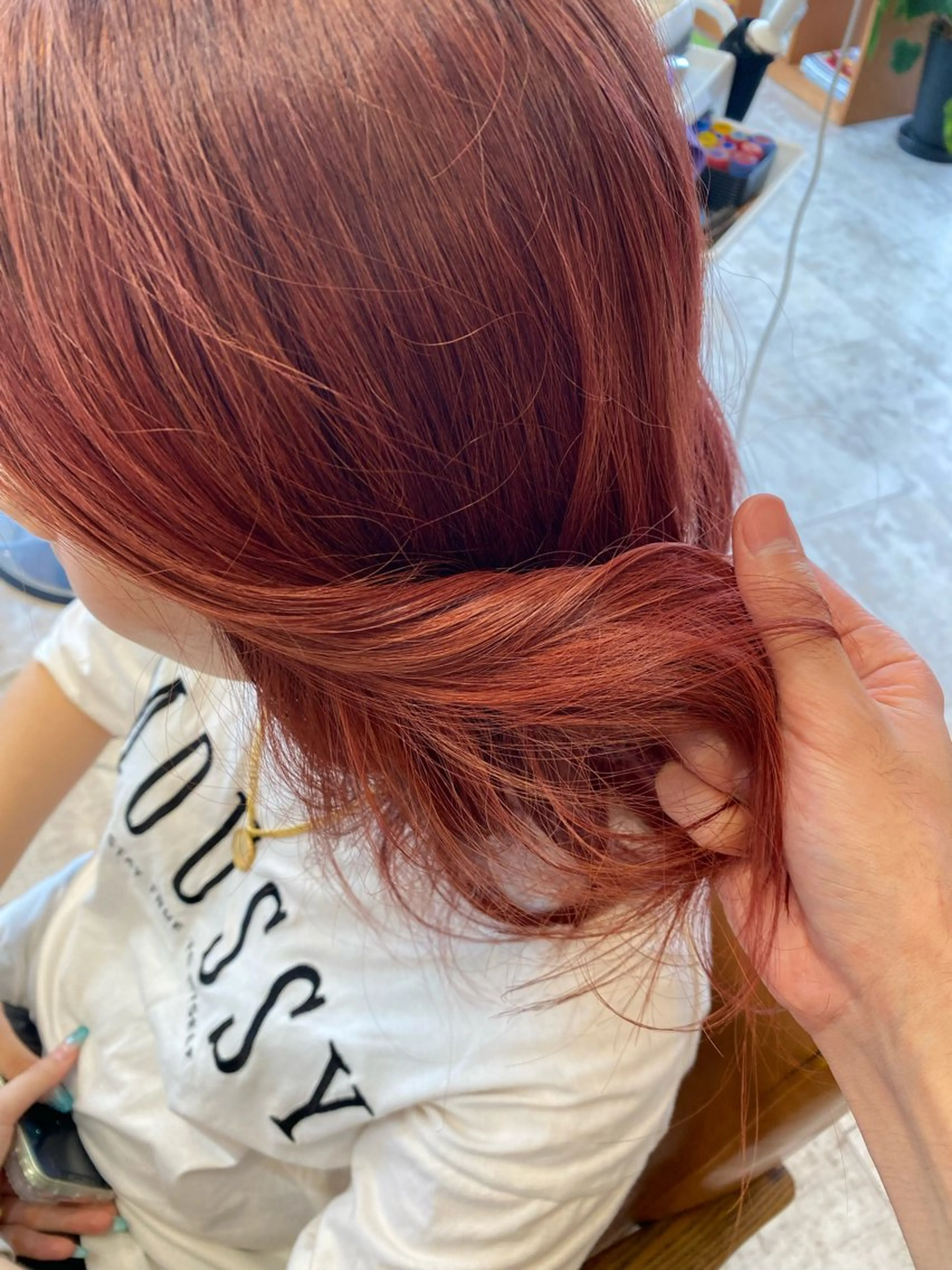 ロング カラー ピンクカラー ヘアカラー rian 宮前所属・田崎 暁大のヘアスタイル