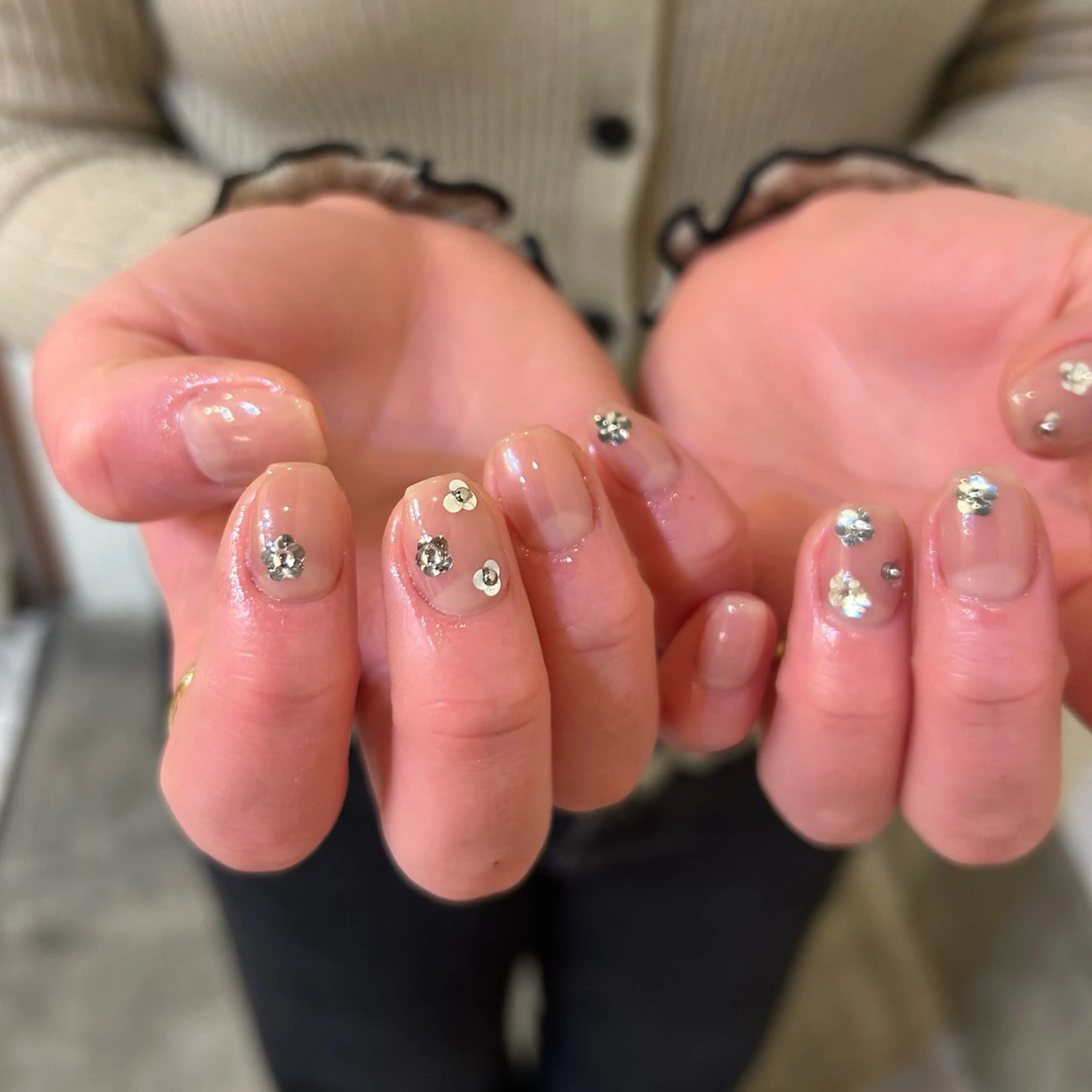 ネイル ハンドネイル Yumi シンプルネイルのネイルデザイン