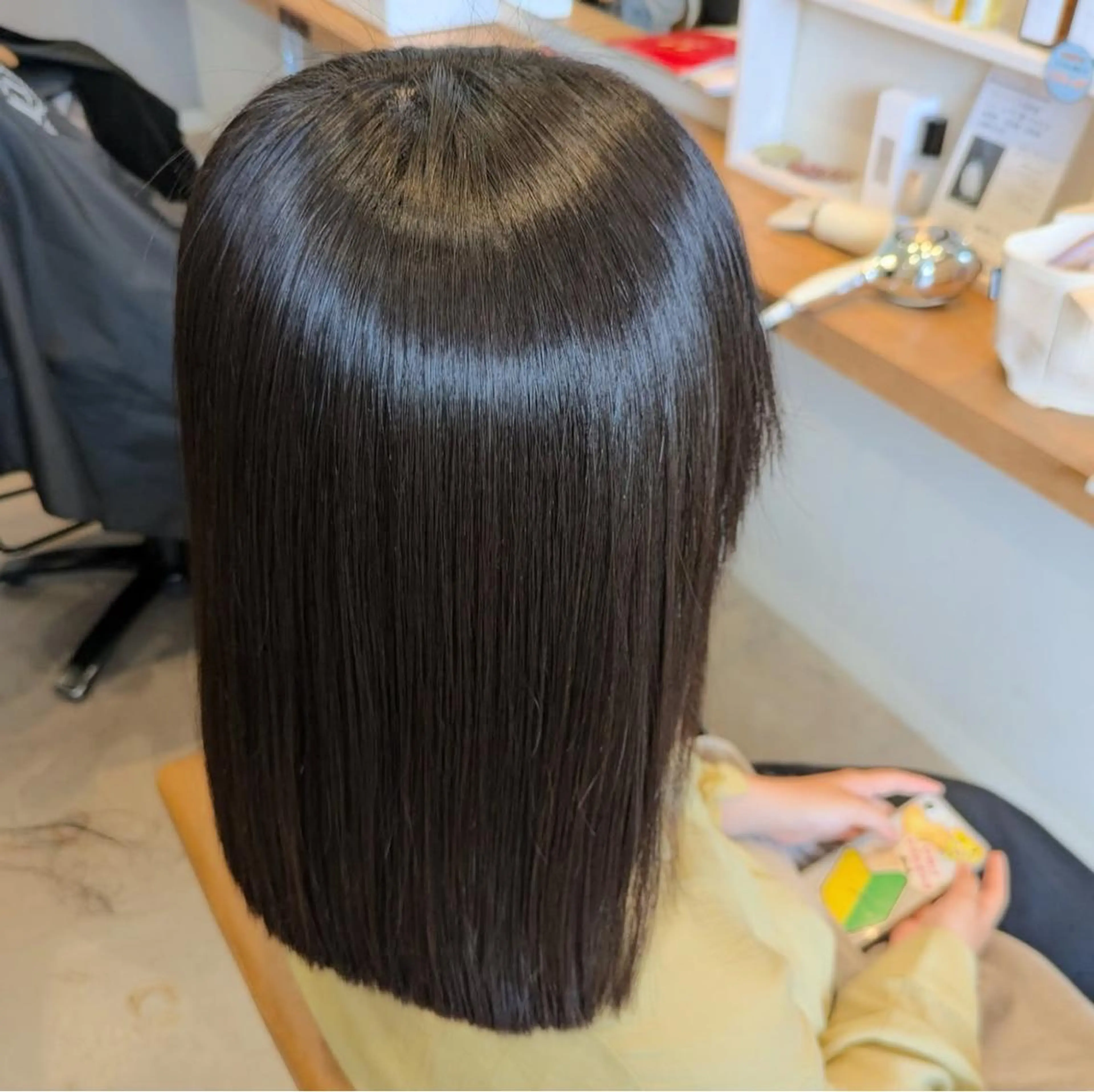 ミディアム くせ毛 髪質改善 縮毛矯正 中谷　千鶴 ◎ブリーチカラー得意のヘアスタイル