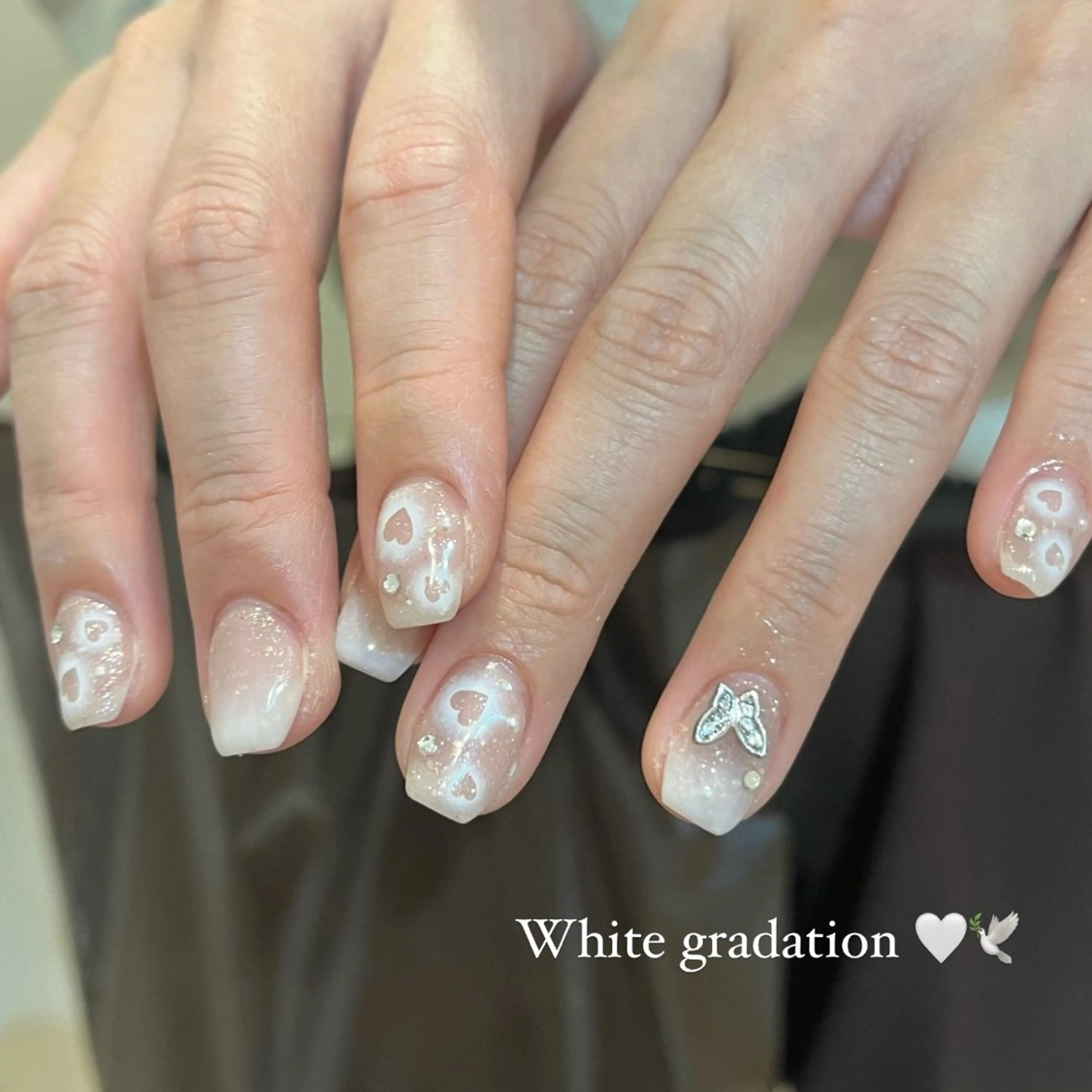 ネイル ショートネイル ハンドネイル Momone ／渋谷／パラジェルのネイルデザイン