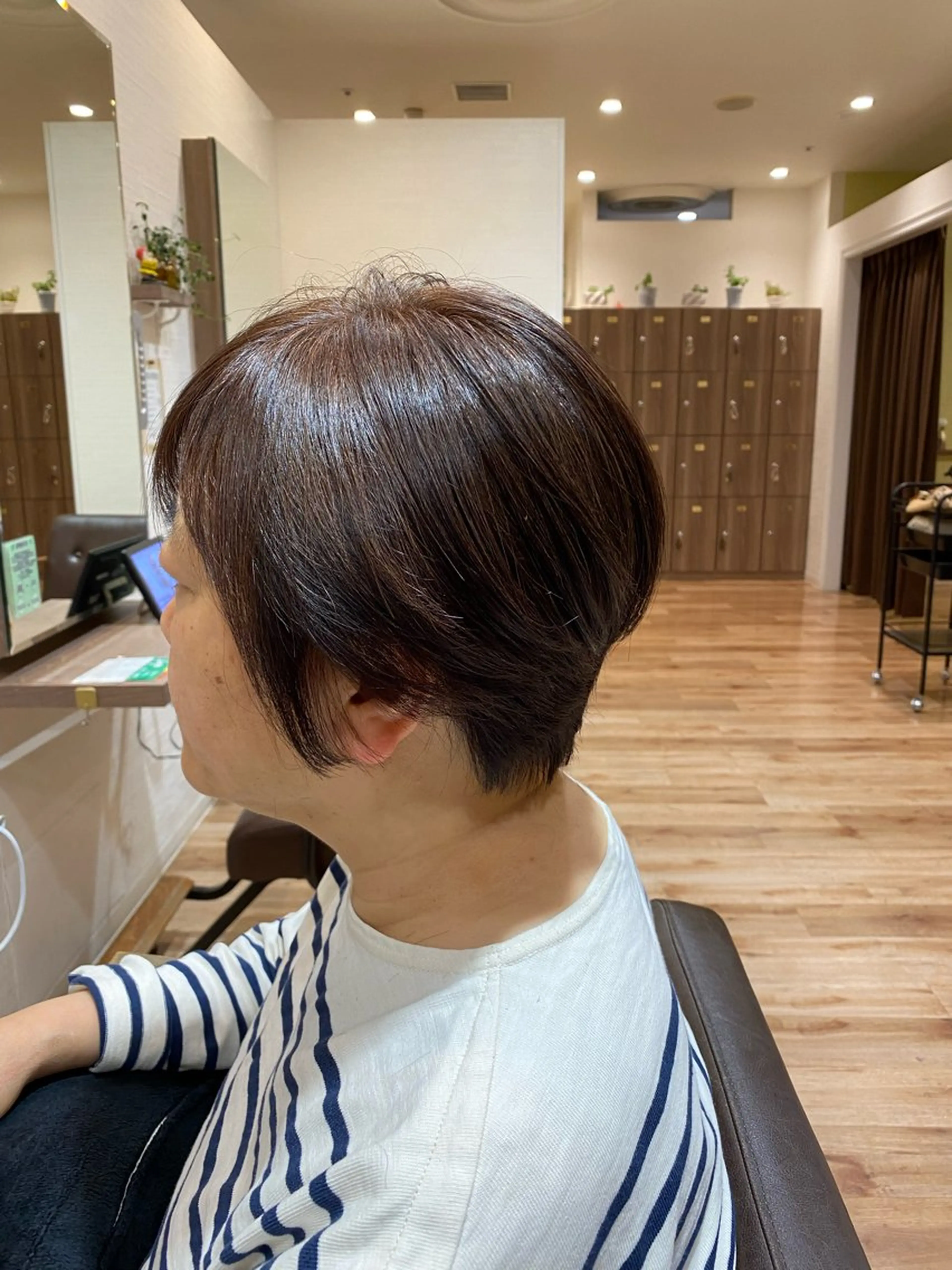 ショート イシカワ ユウタのヘアスタイル
