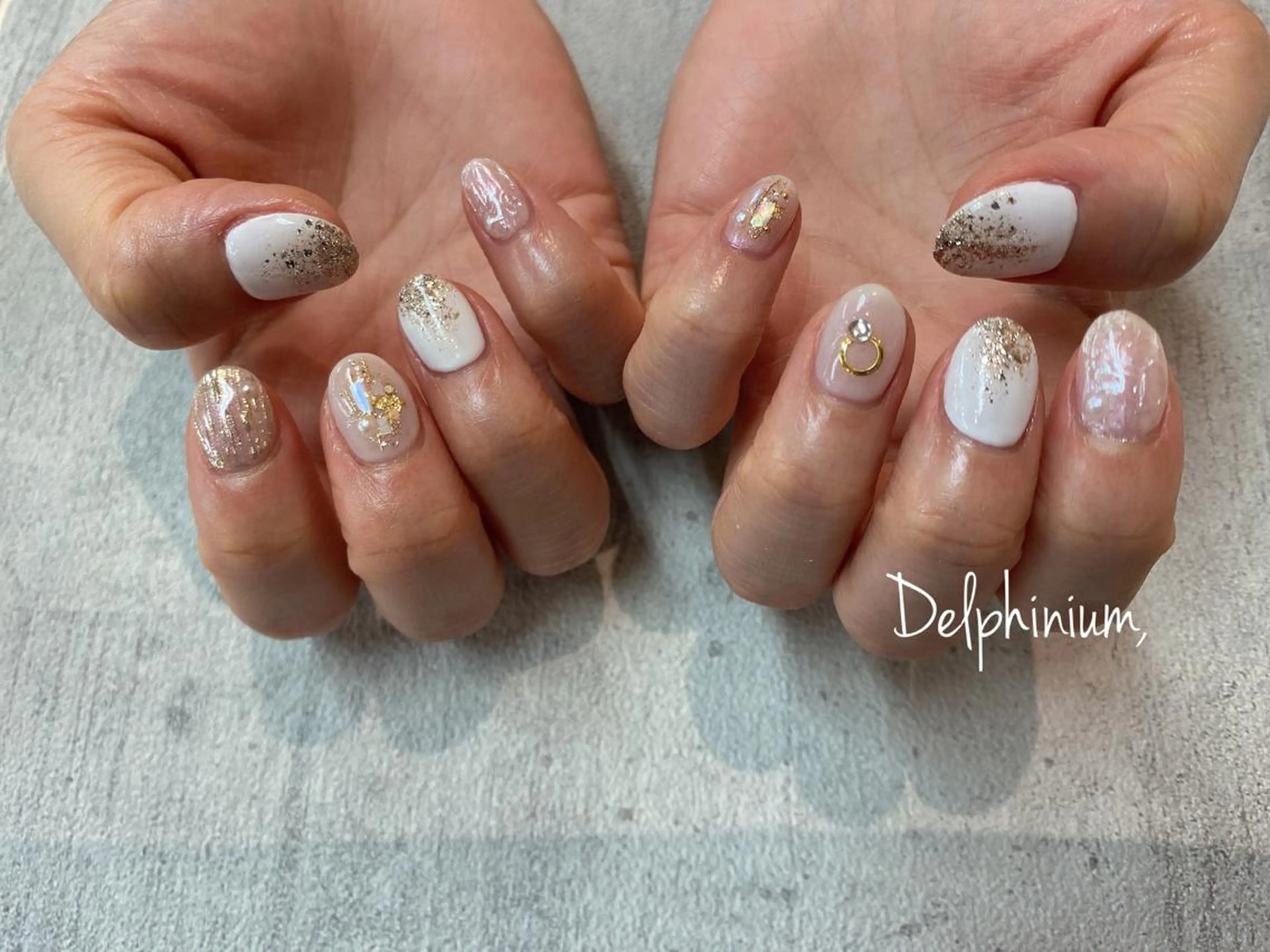 ネイル アートネイル ジェルネイル ニュアンスネイル パラジェル ブライダルネイル ハンドネイル 岡本 友恵のネイルデザイン