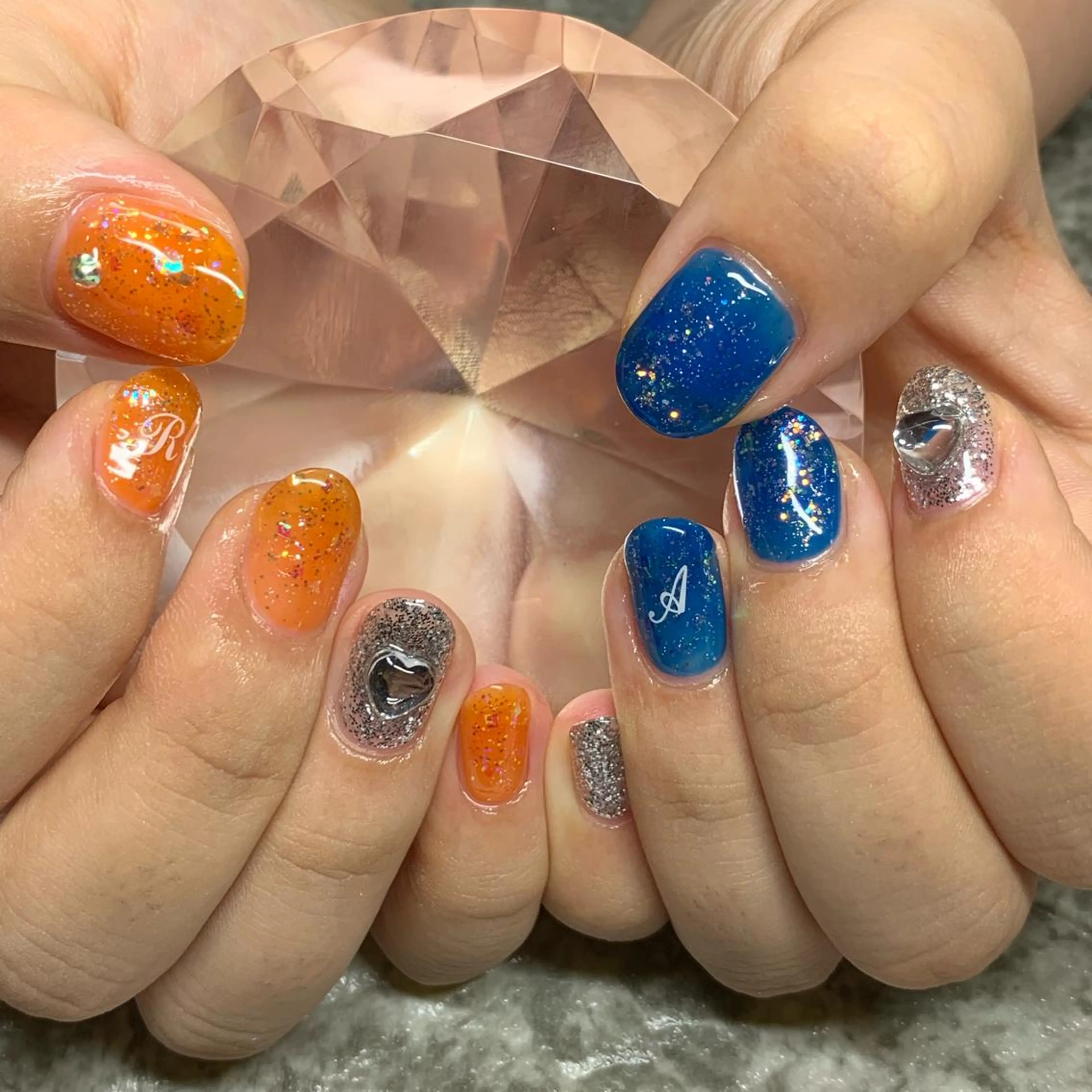 ネイル アートネイル ストーンネイル RuxuryNail ／RiAnnaのネイルデザイン